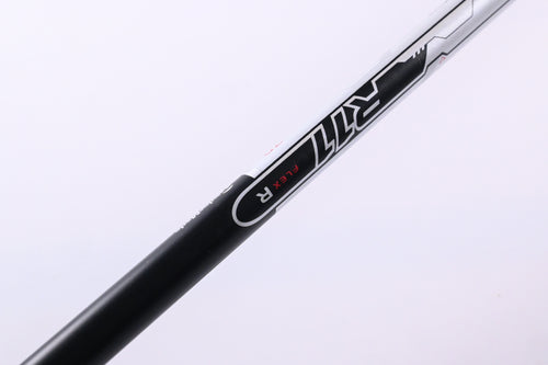 Taylormade R11 #3 Wood / 15.5 Degree / Regular Flex Fujikura Blur 70 Shaft