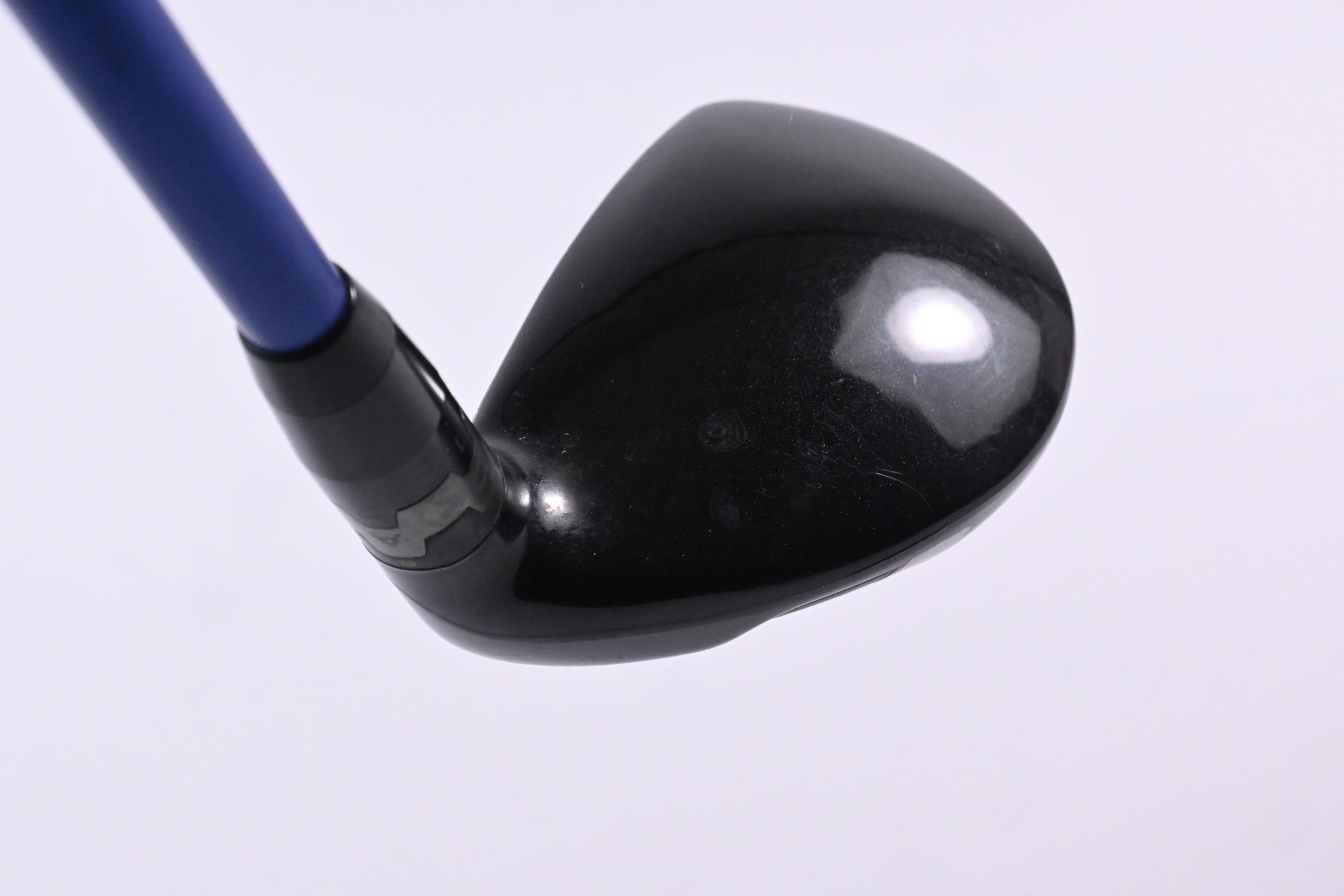 Titleist 913H #3 Hybrid / 19 Degree / Stiff Flex Diamana S+ Blue 82 Shaft