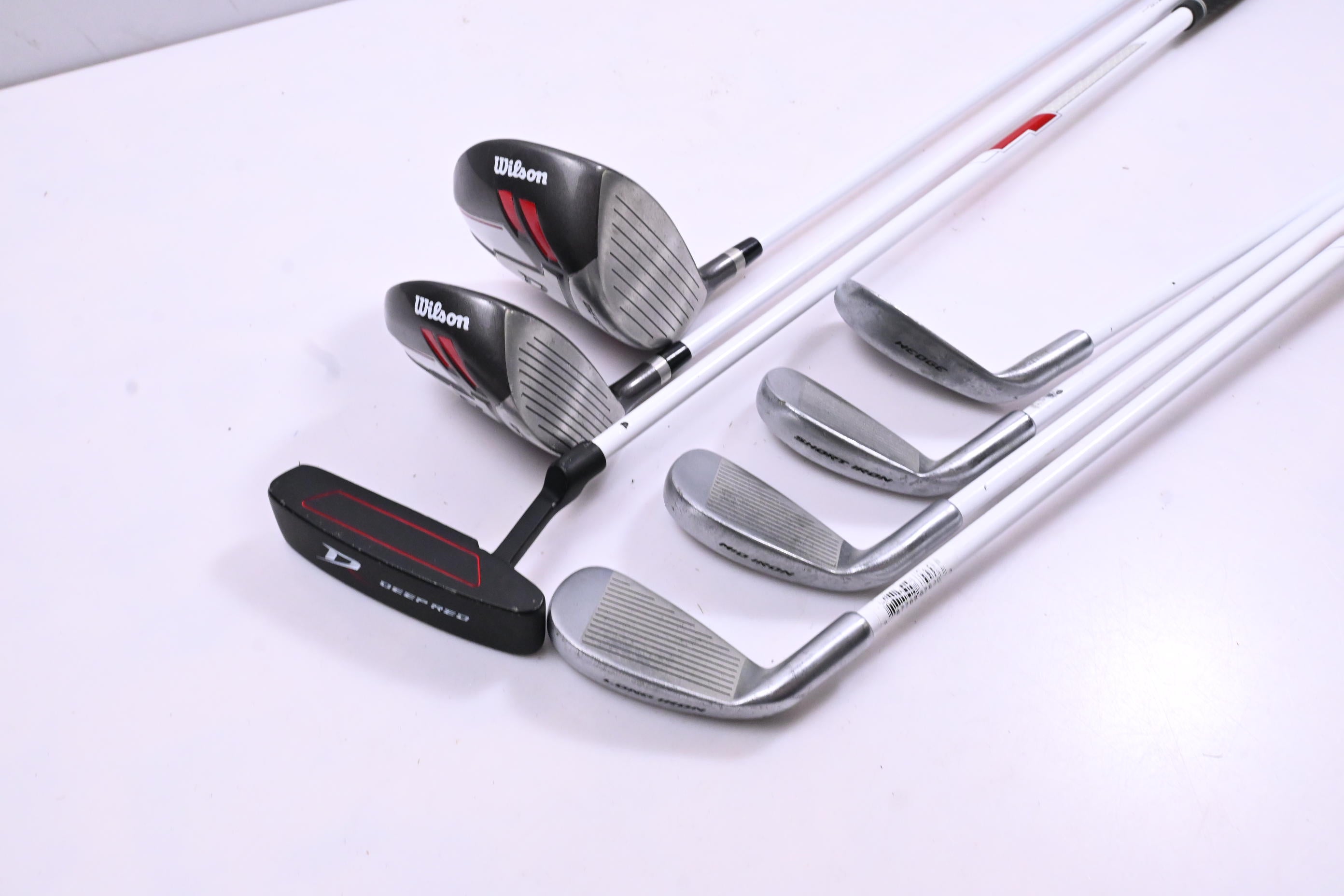 Junior Wilson Deep Red Package Set / Woods, Irons, Putter, Bag