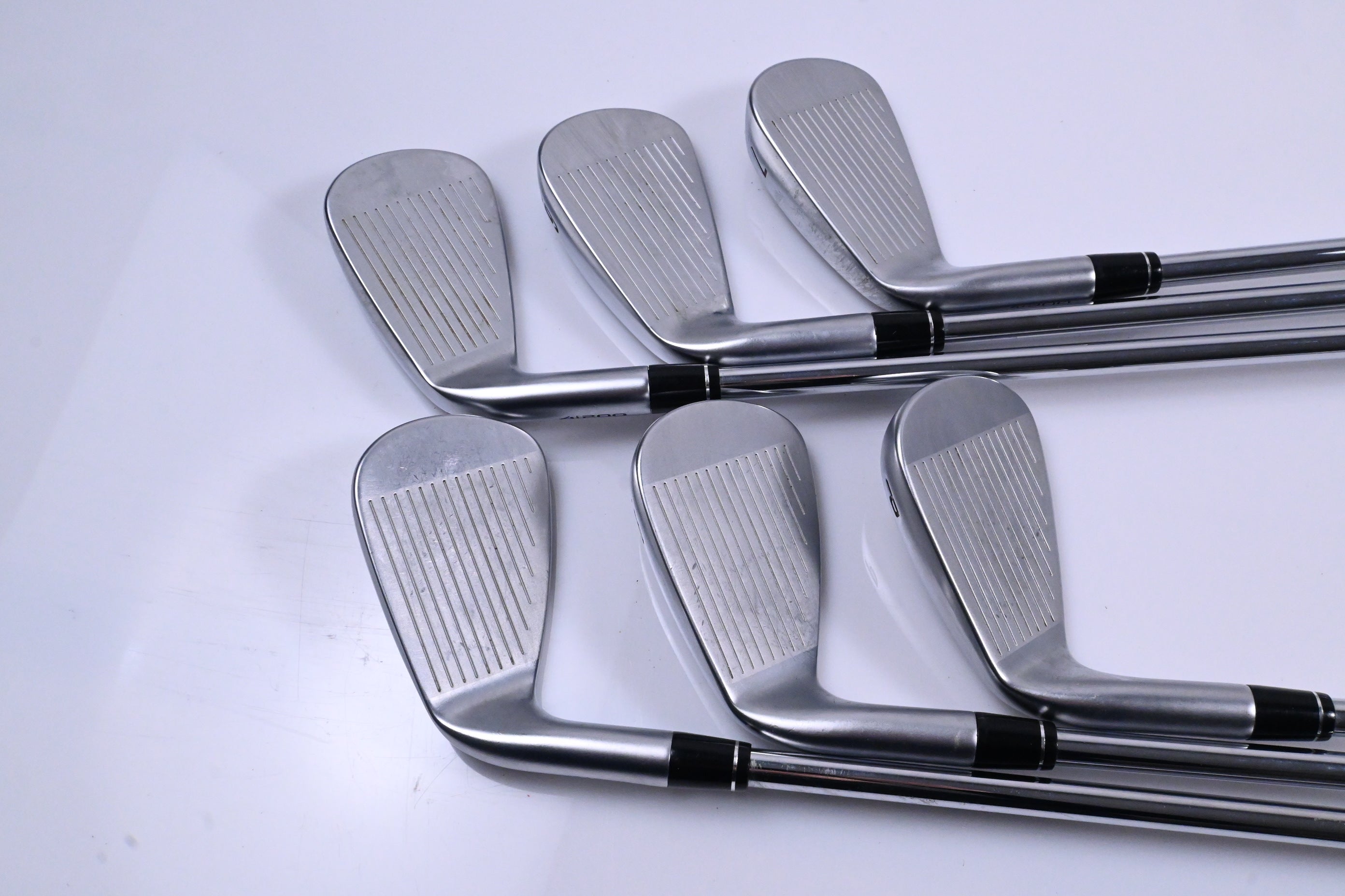 Callaway Apex Ai200 Irons / 5-PW / Regular Flex Dynamic Gold Mid 90 R300 Shafts