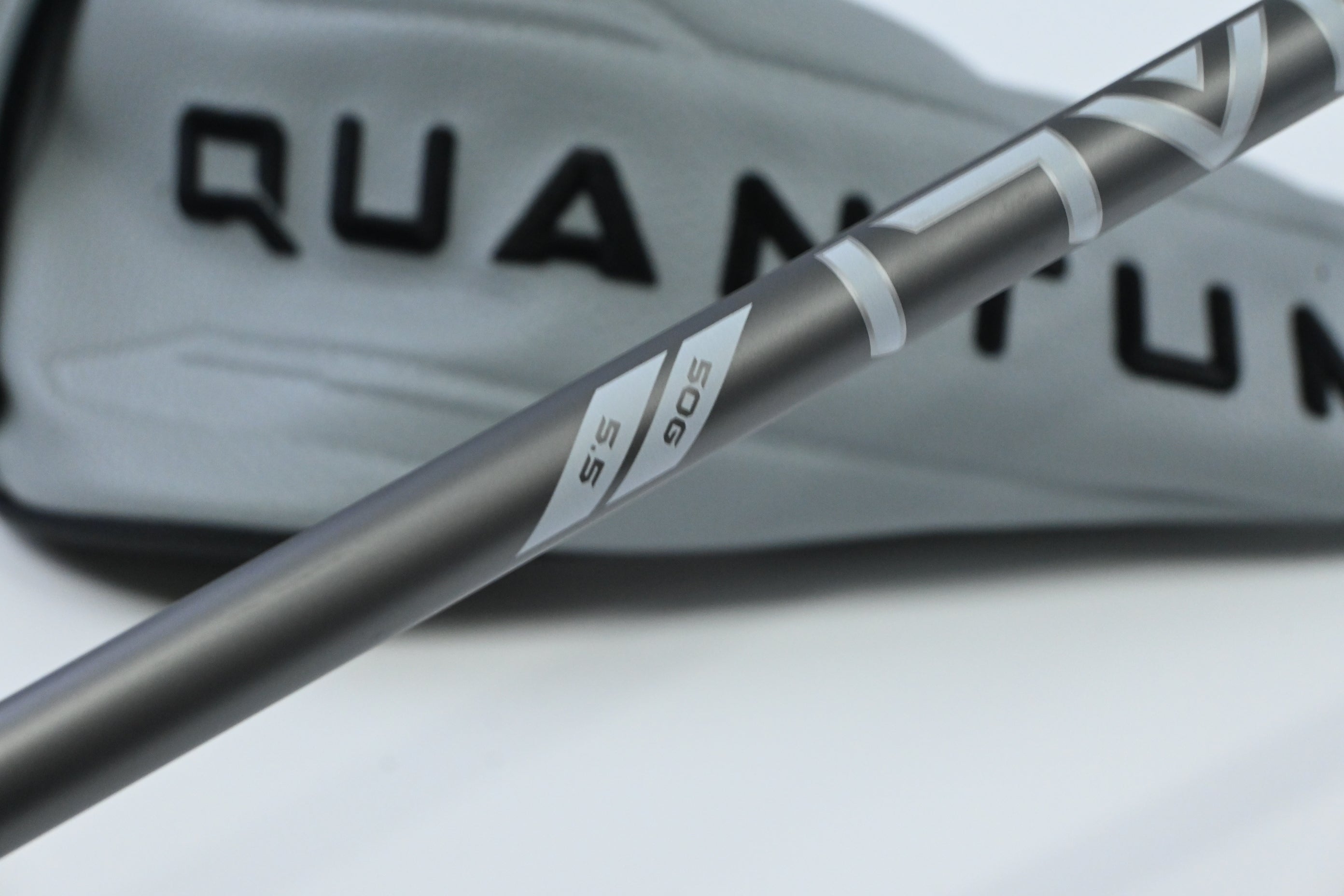 Callaway Quantum Max D Drivers / 10.5 Degree / Regular Flex Denali Frost 50