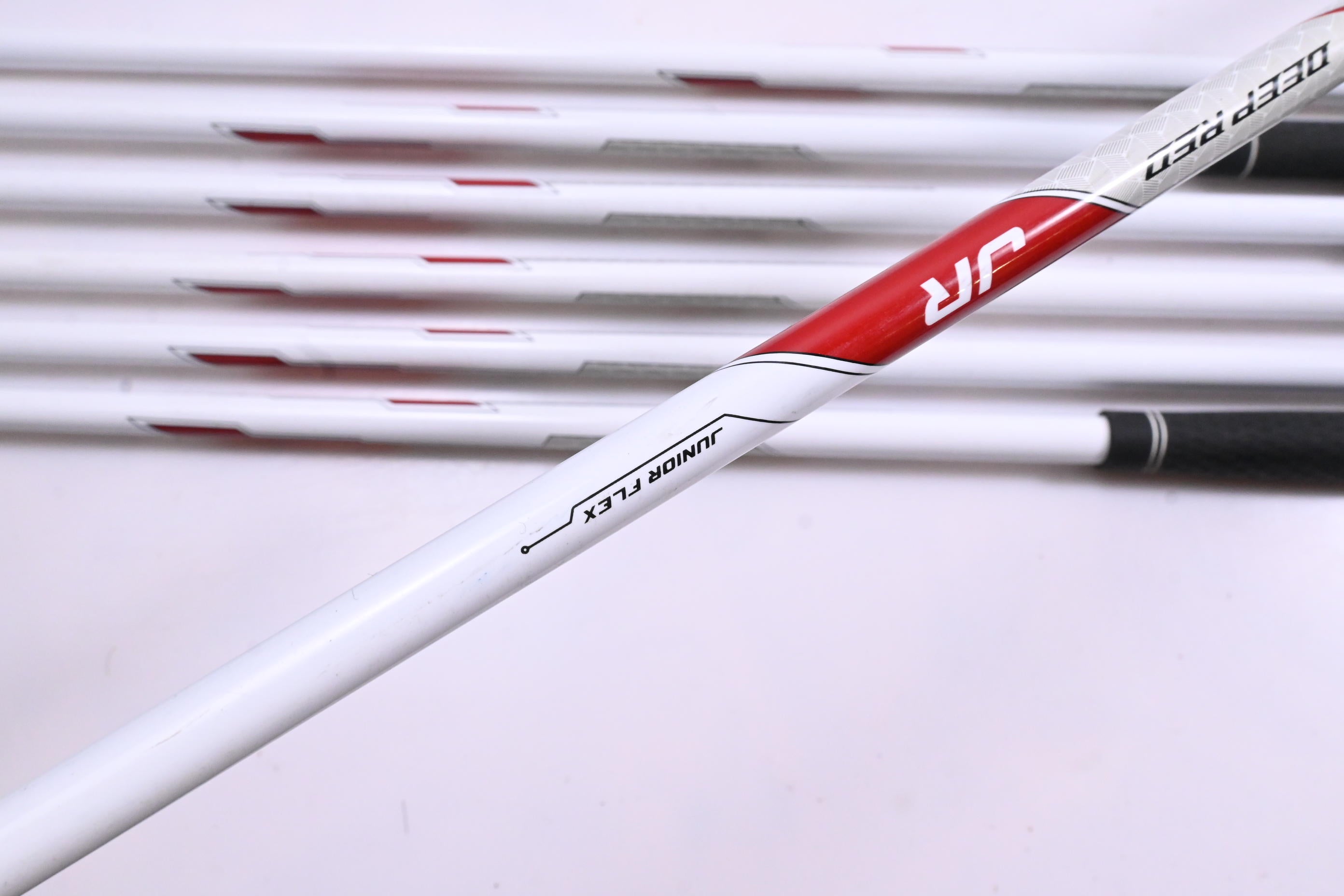 Junior Wilson Deep Red Package Set / Woods, Irons, Putter, Bag