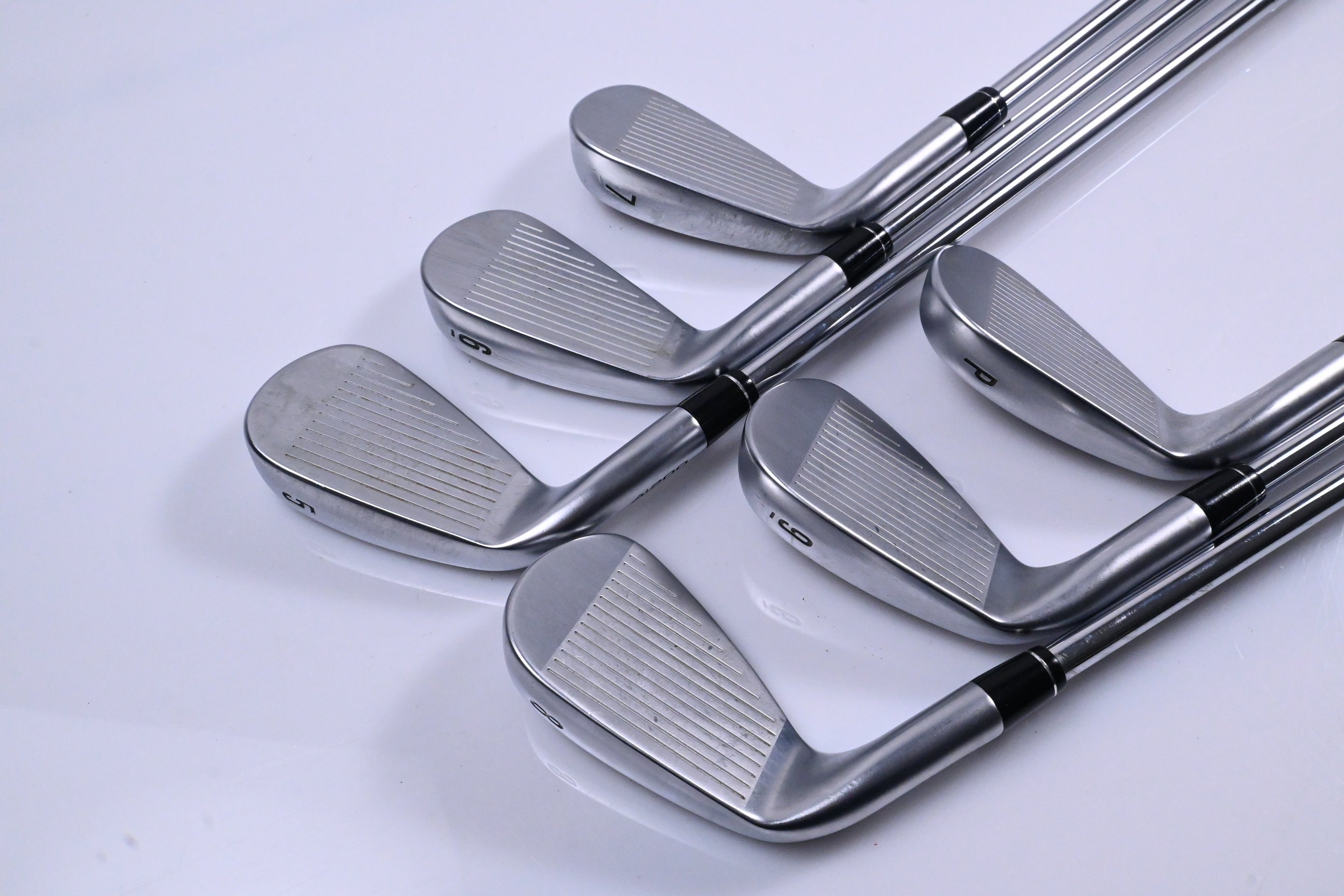 Callaway Apex Ai200 Irons / 5-PW / Regular Flex Dynamic Gold Mid 90 R300 Shafts