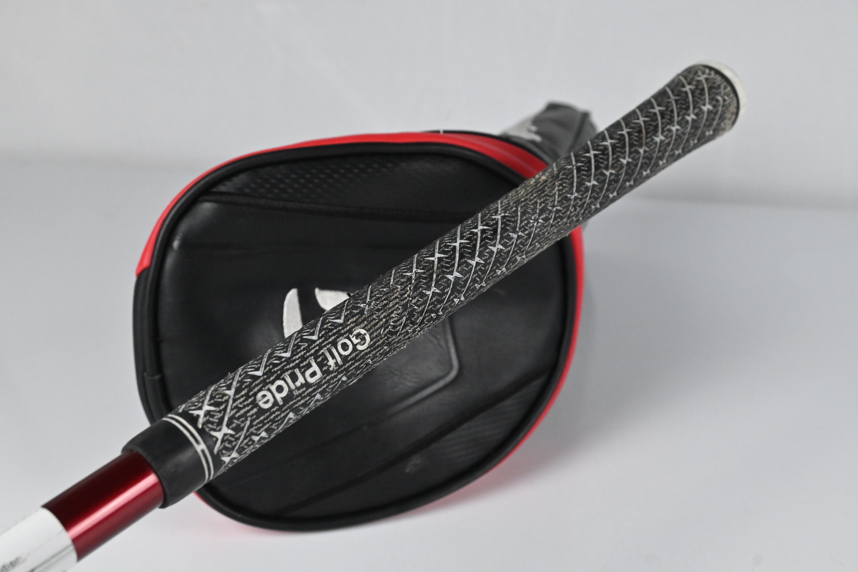 Taylormade Stealth Plus Driver / 8 Degree / X-Flex HZRDUS Smoke Red RDX 60 Shaft
