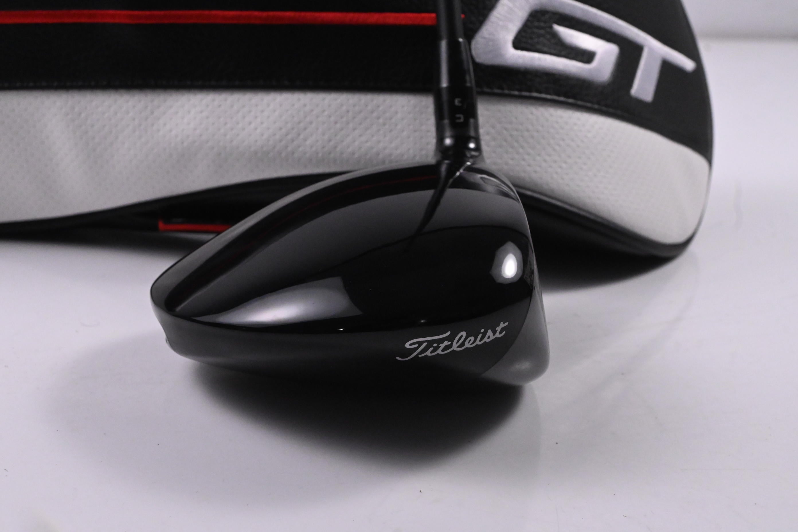 Titleist GT2 Driver / 9 Degree / Regular Flex Tensei AV Blue 55 Shaft