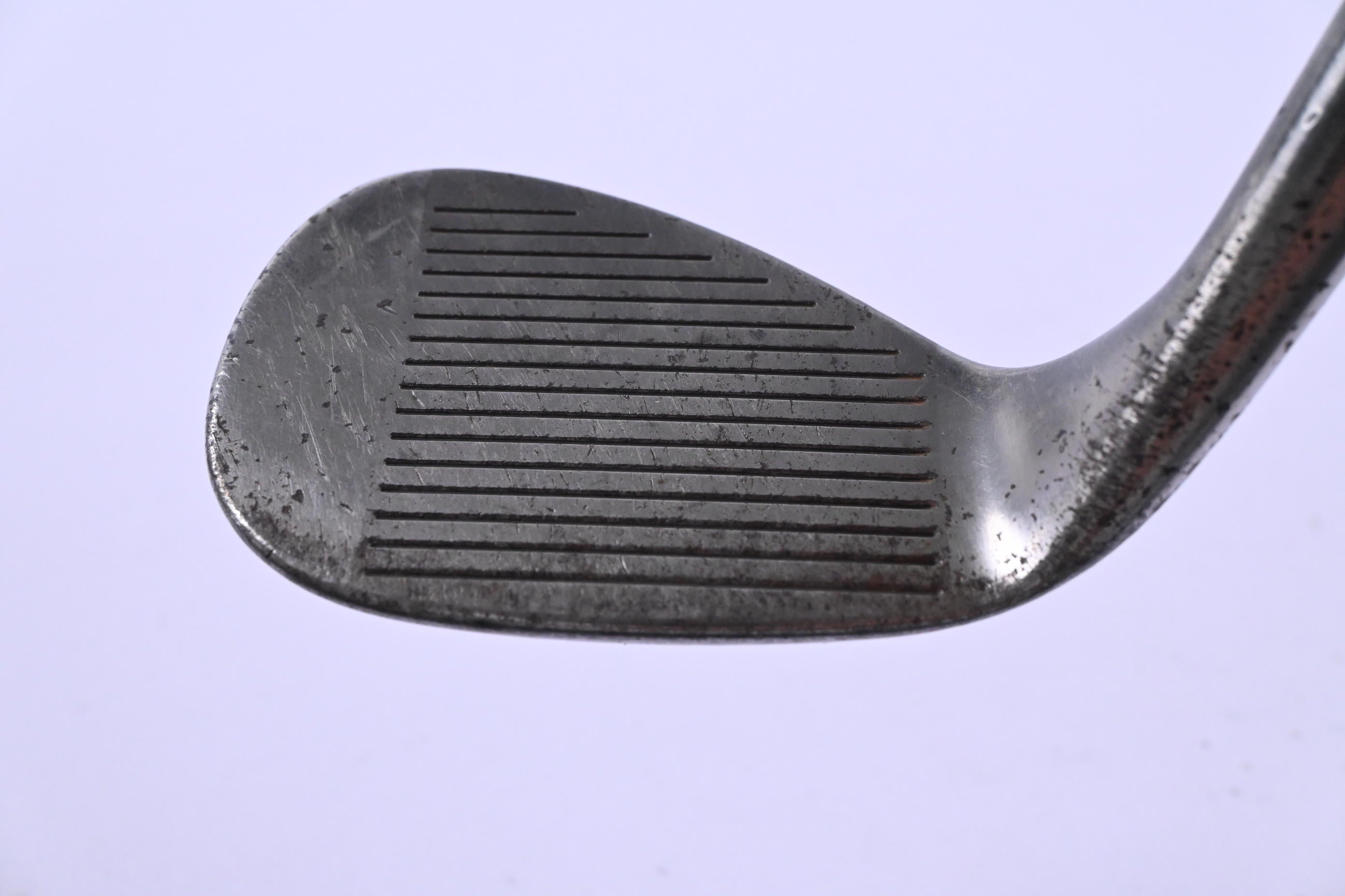 Cleveland 588 Tour Action Lob Wedge / 60 Degree / Stiff Flex Dynamic Gold Shaft