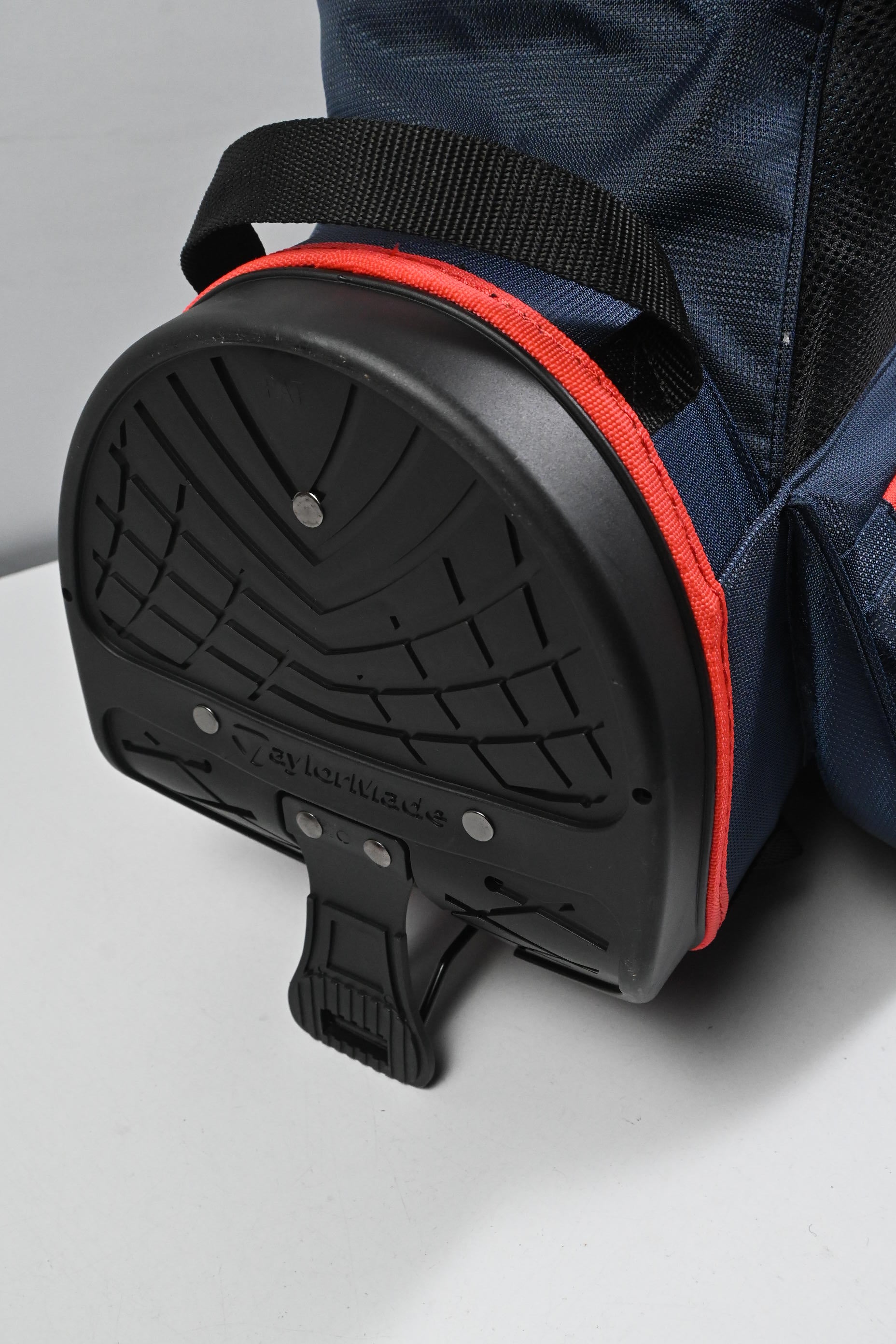 Taylormade Pro Stand Bag / 8-Way Divider / Navy, Red & White