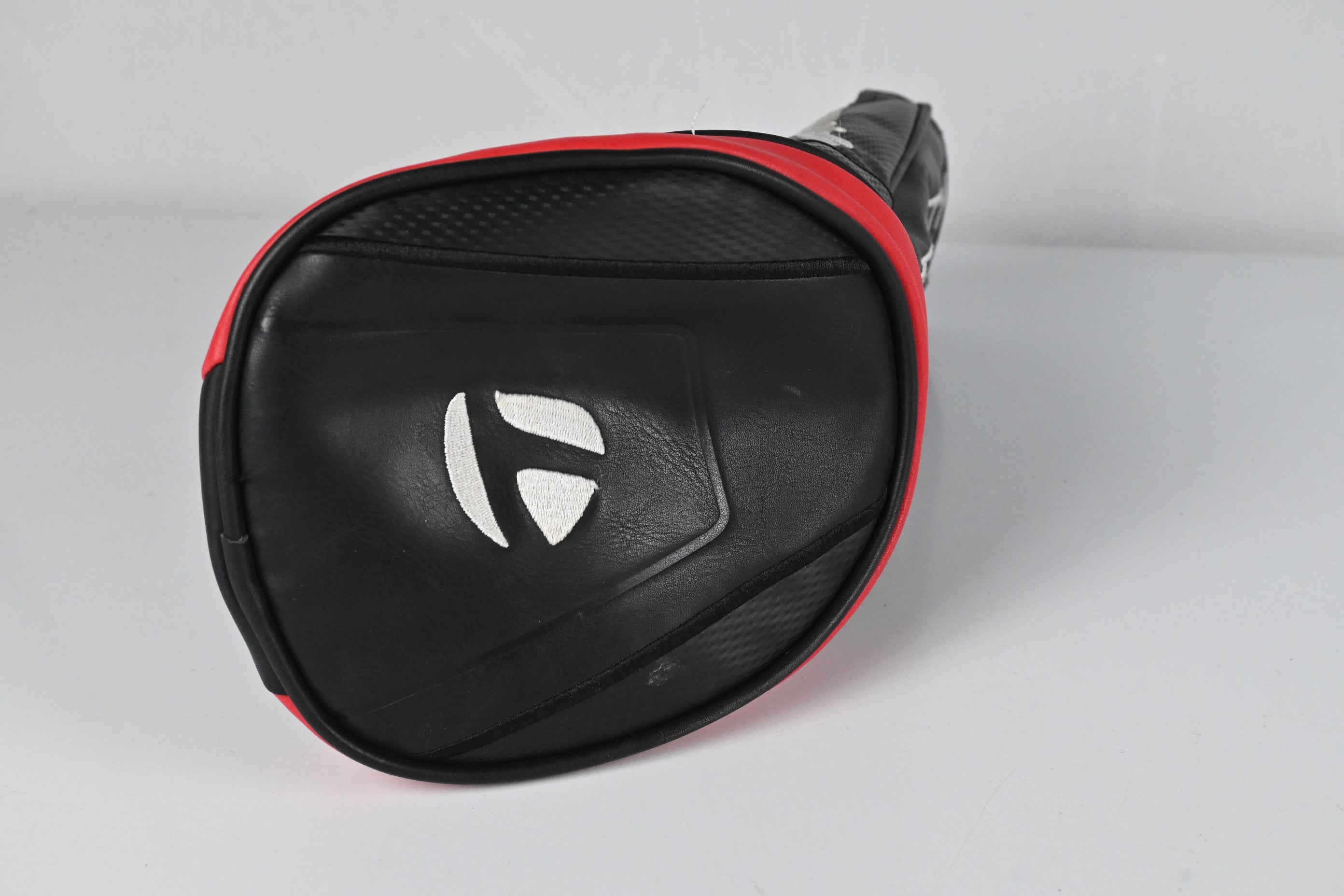 Taylormade Stealth Plus Driver / 8 Degree / X-Flex HZRDUS Smoke Red RDX 60 Shaft