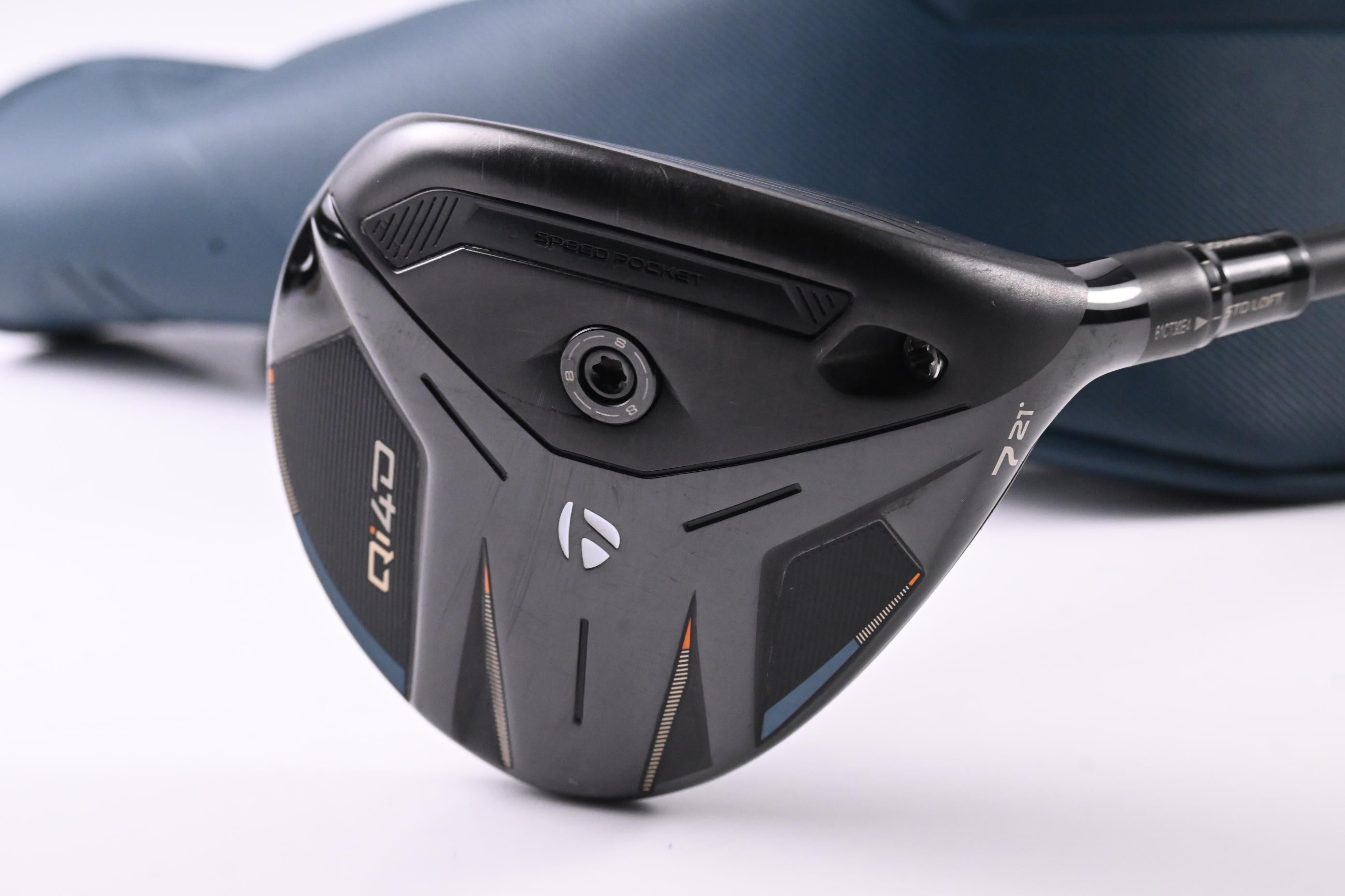 Taylormade Qi4D #7 Wood / 21 Degree / Regular Flex KBS Reax 55 Shaft