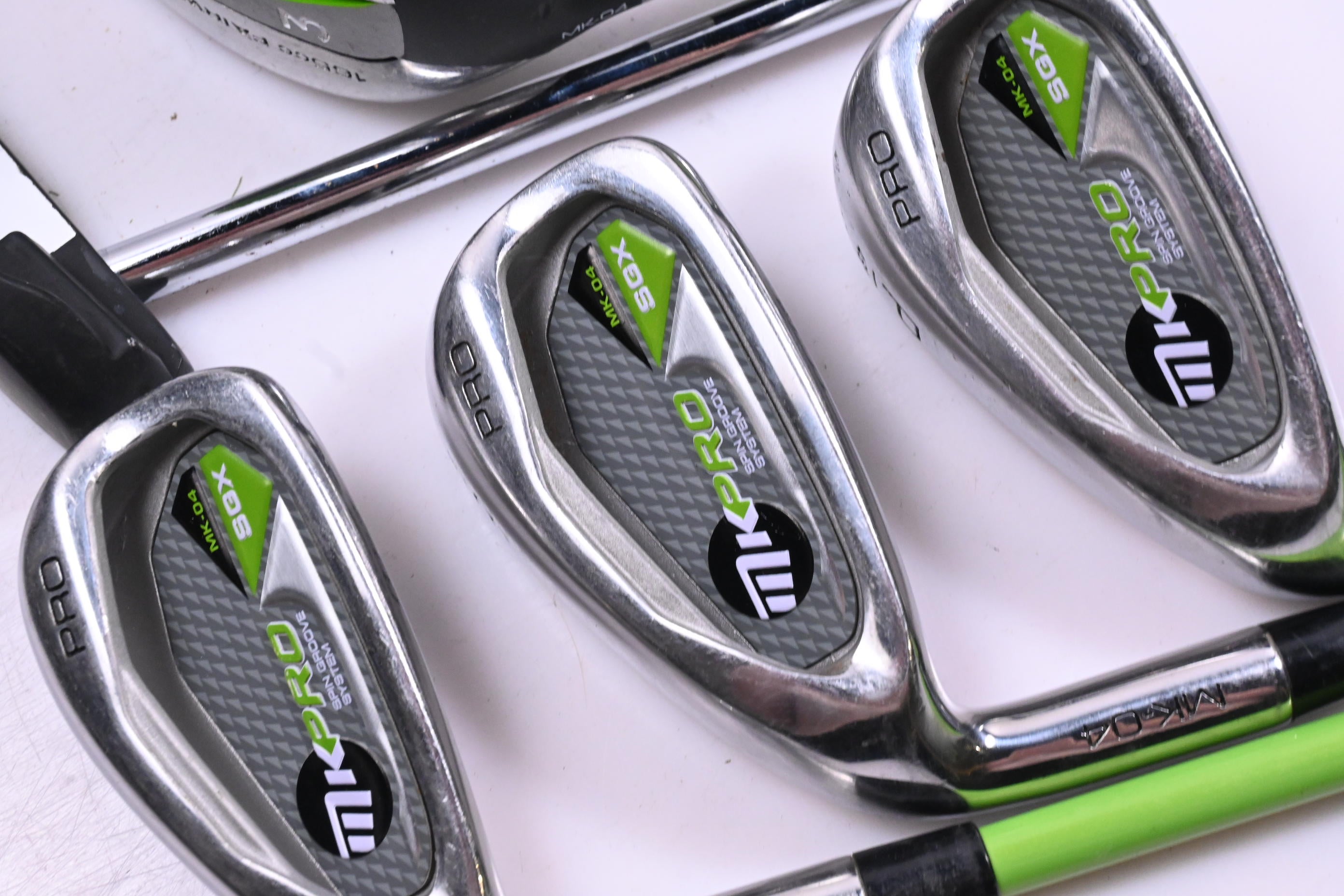 Left Hand Masters Kids SGX Package Set / Woods, Irons, Putter, Bag