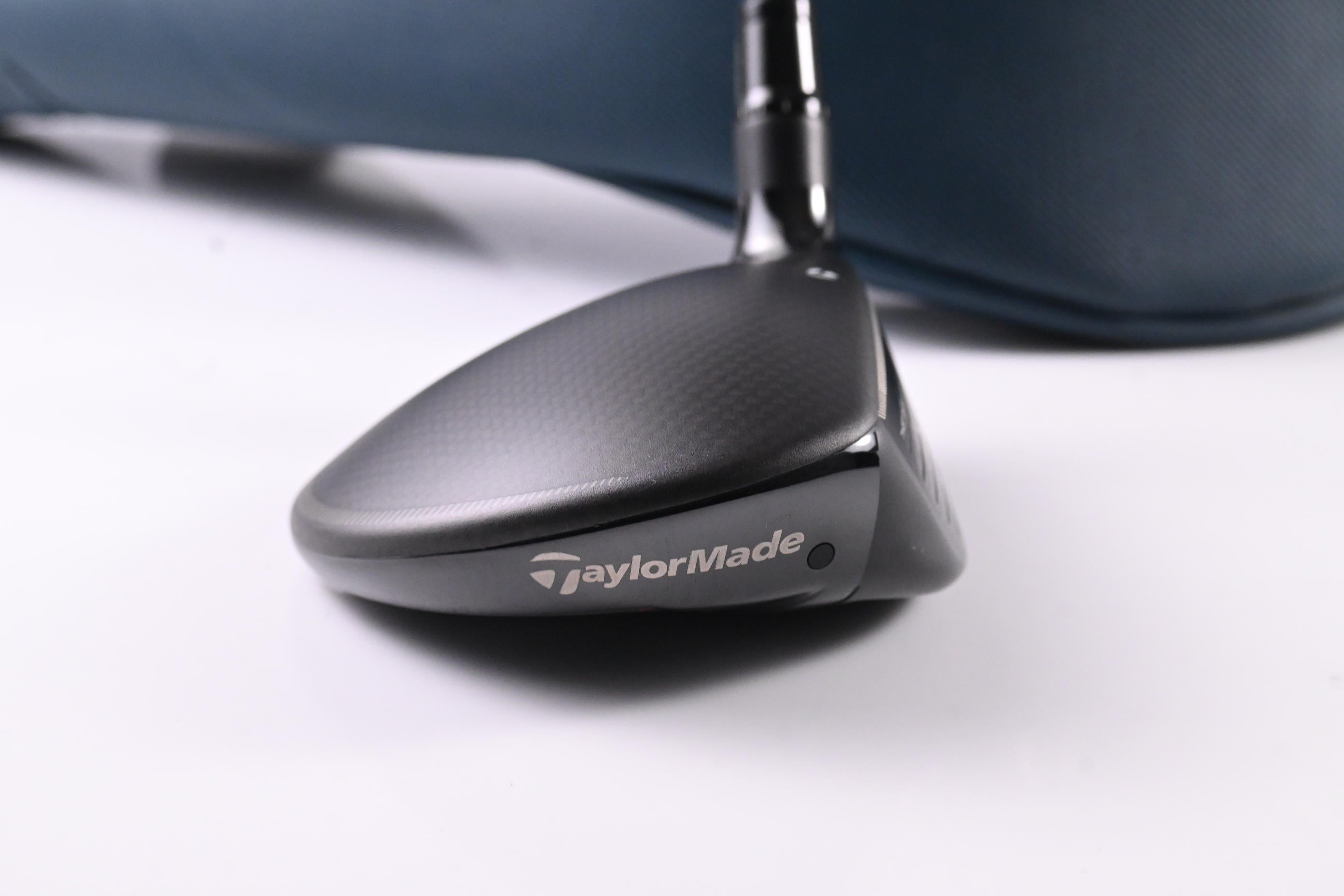 Taylormade Qi4D #7 Wood / 21 Degree / Regular Flex KBS Reax 55 Shaft