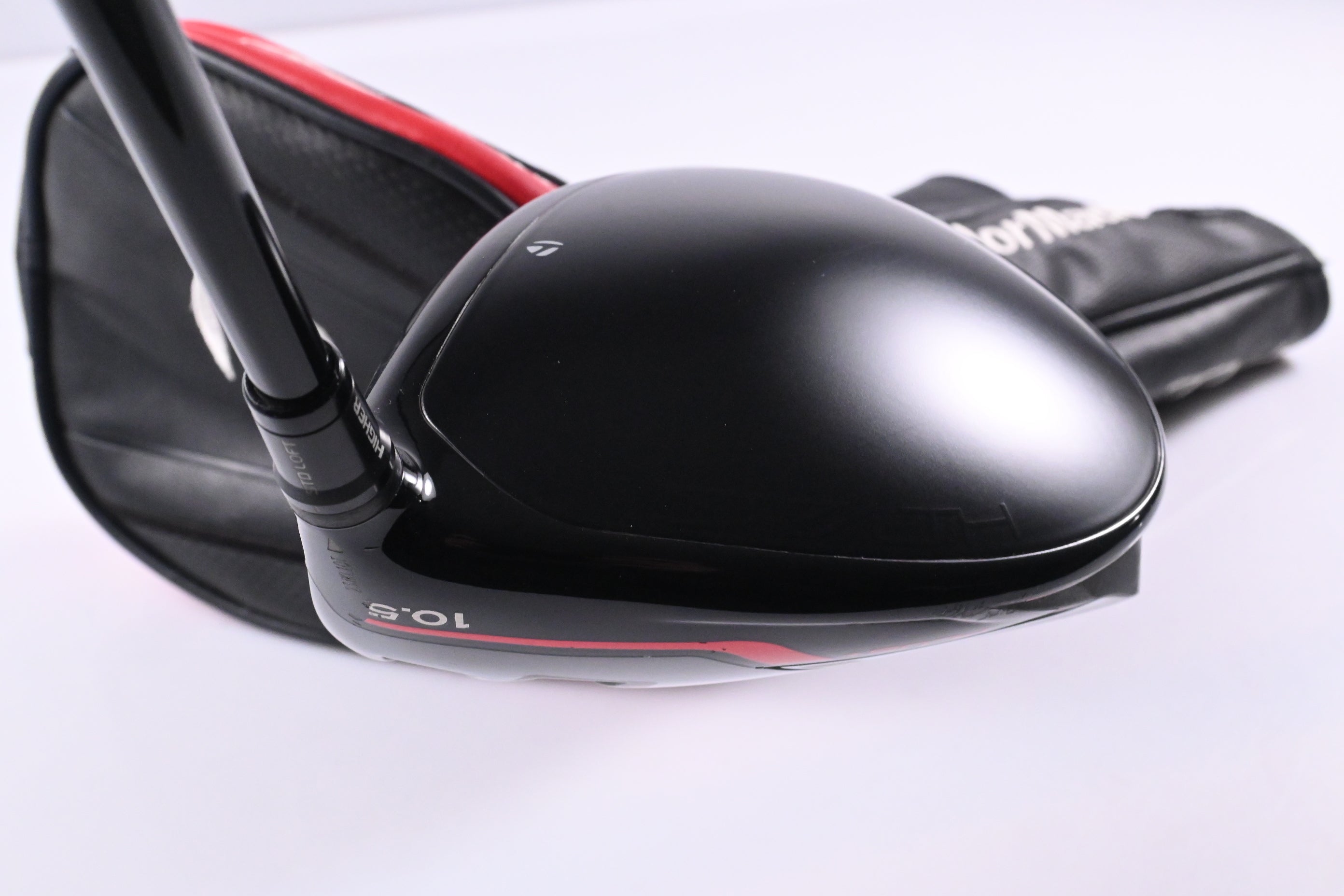 Taylormade Stealth Plus Driver / 10.5 Degree / Regular Flex HZRDUS Smoke RDX Red
