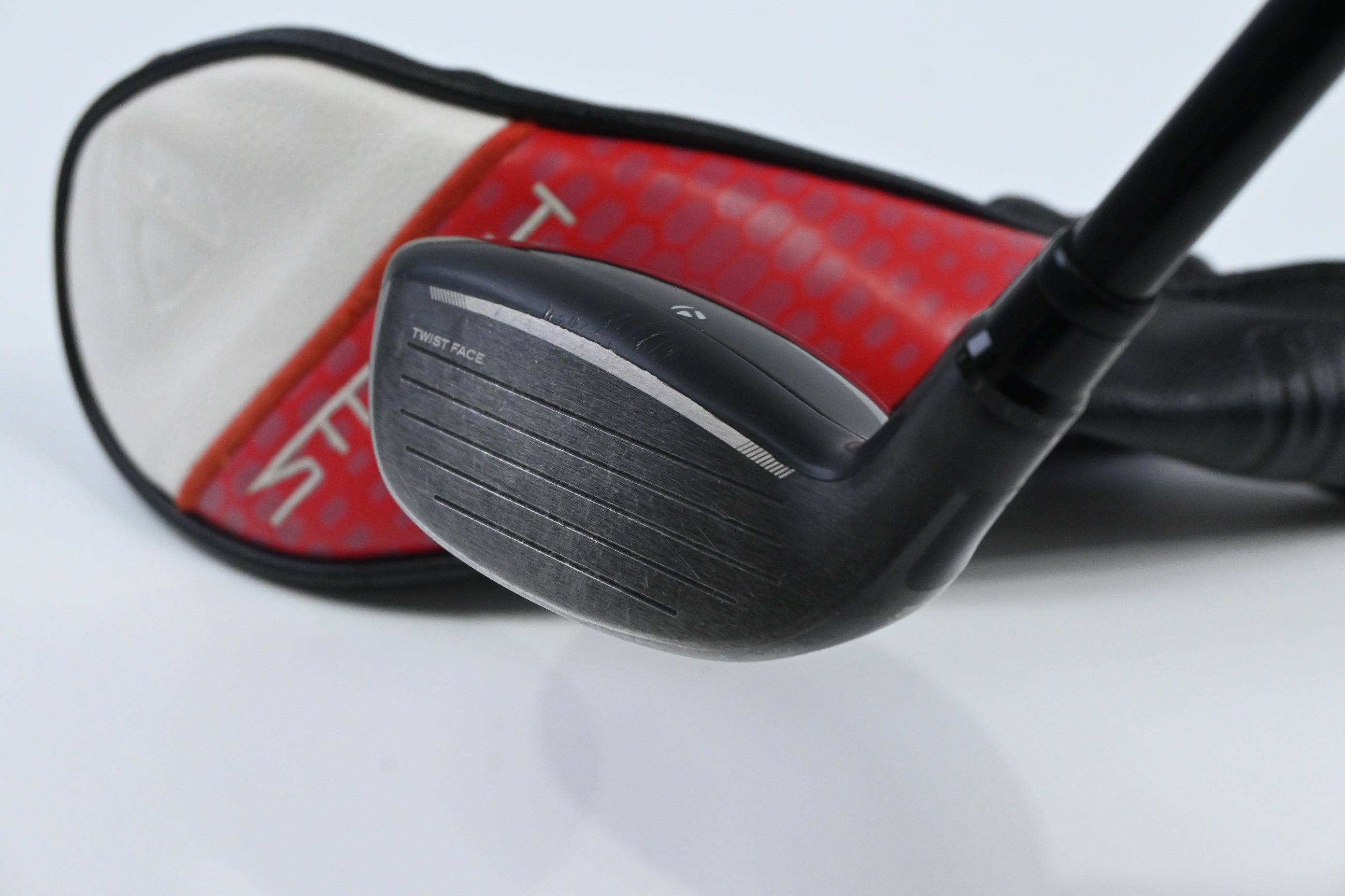 Taylormade Stealth 2 #4 Hybrid / 22 Degree / Stiff Flex HZRDUS Gen4 Black 80