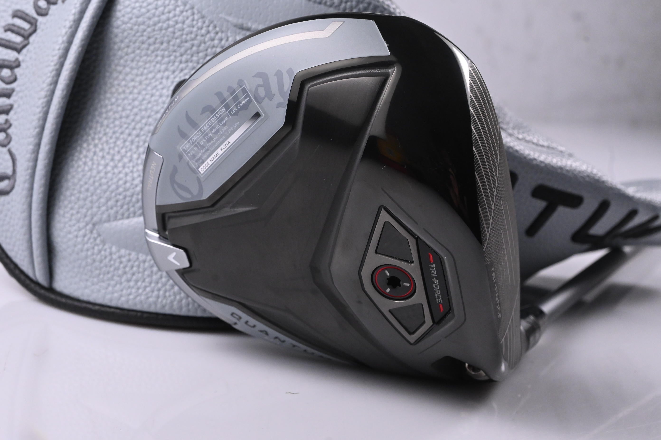 Callaway Quantum Max Drivers / 9 Degree / Stiff Flex Denali Frost Silver 60