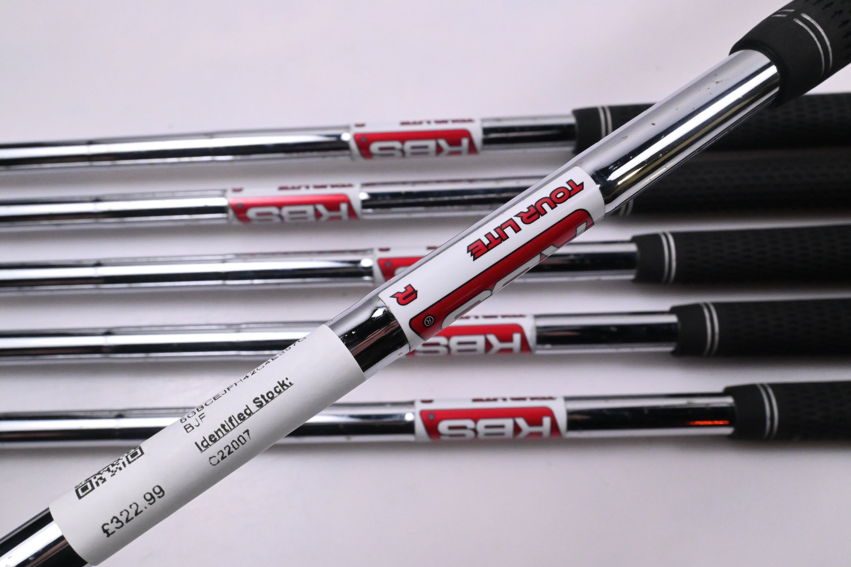 Cobra Aerojet Irons / 6-PW+GW / Regular Flex KBS Tour Lite Shafts