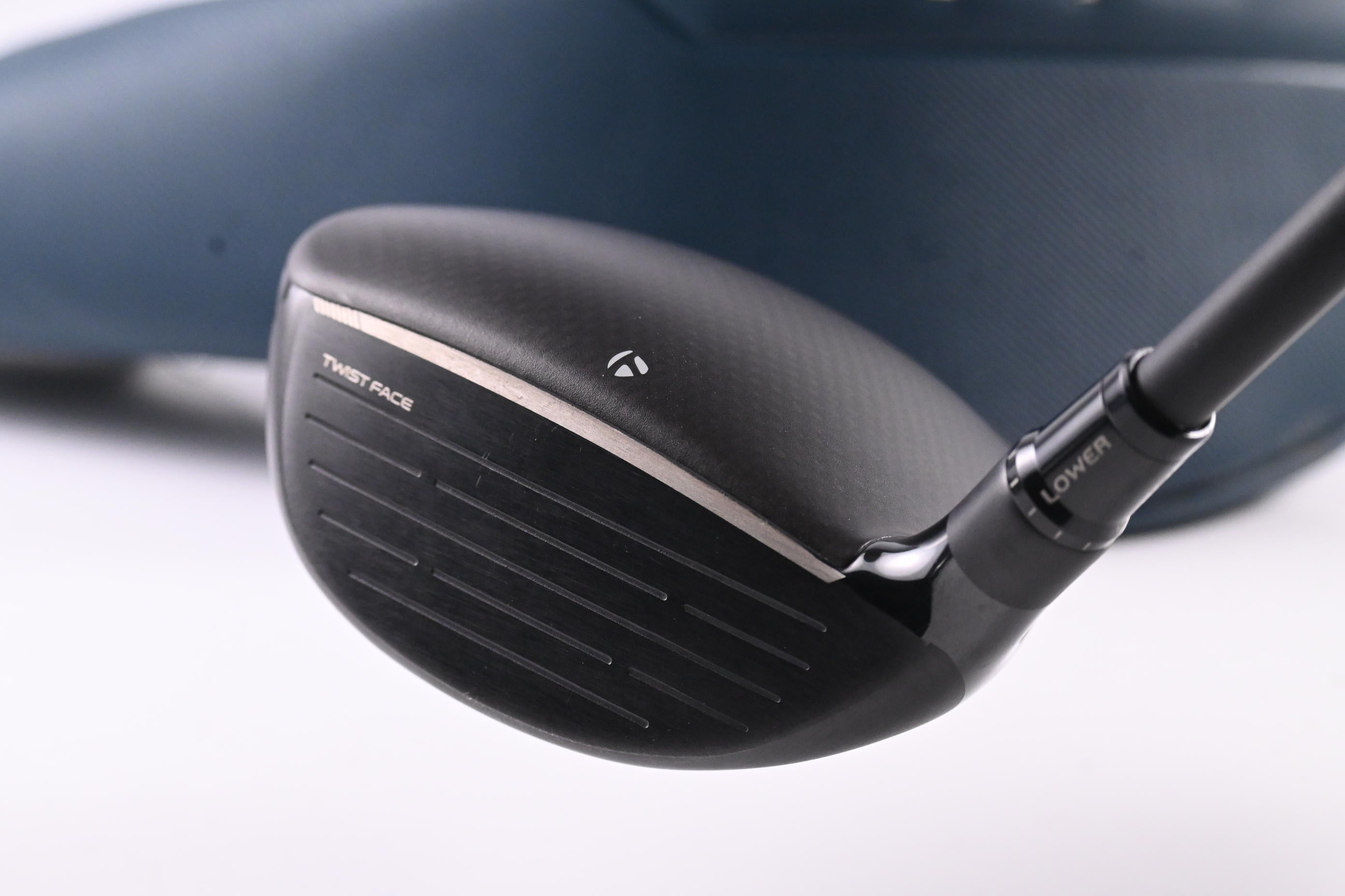 Taylormade Qi4D #7 Wood / 21 Degree / Regular Flex KBS Reax 55 Shaft