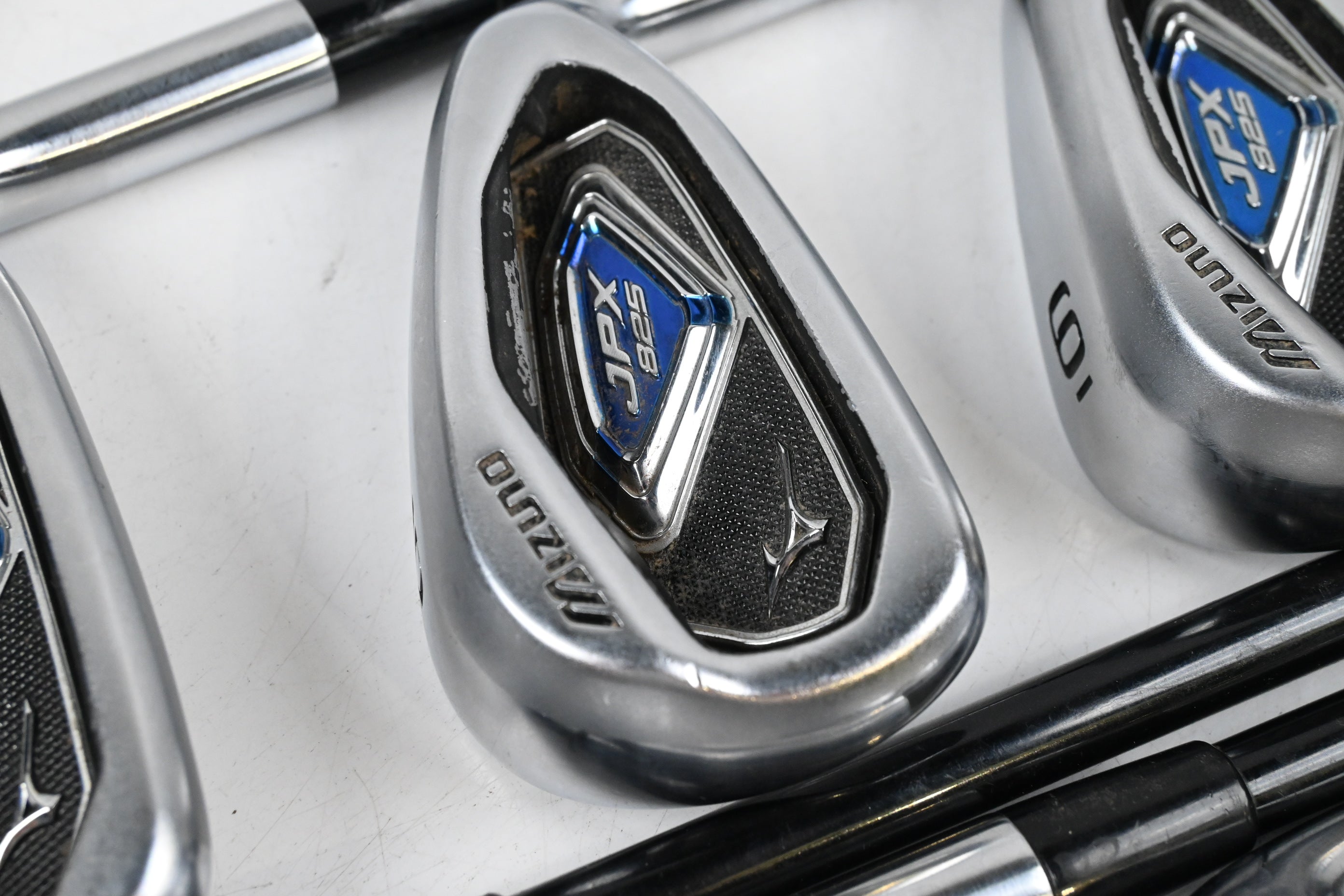 Mizuno JPX 825 Irons / 4-PW / Senior Flex Fujikura Onochi 70 Shafts