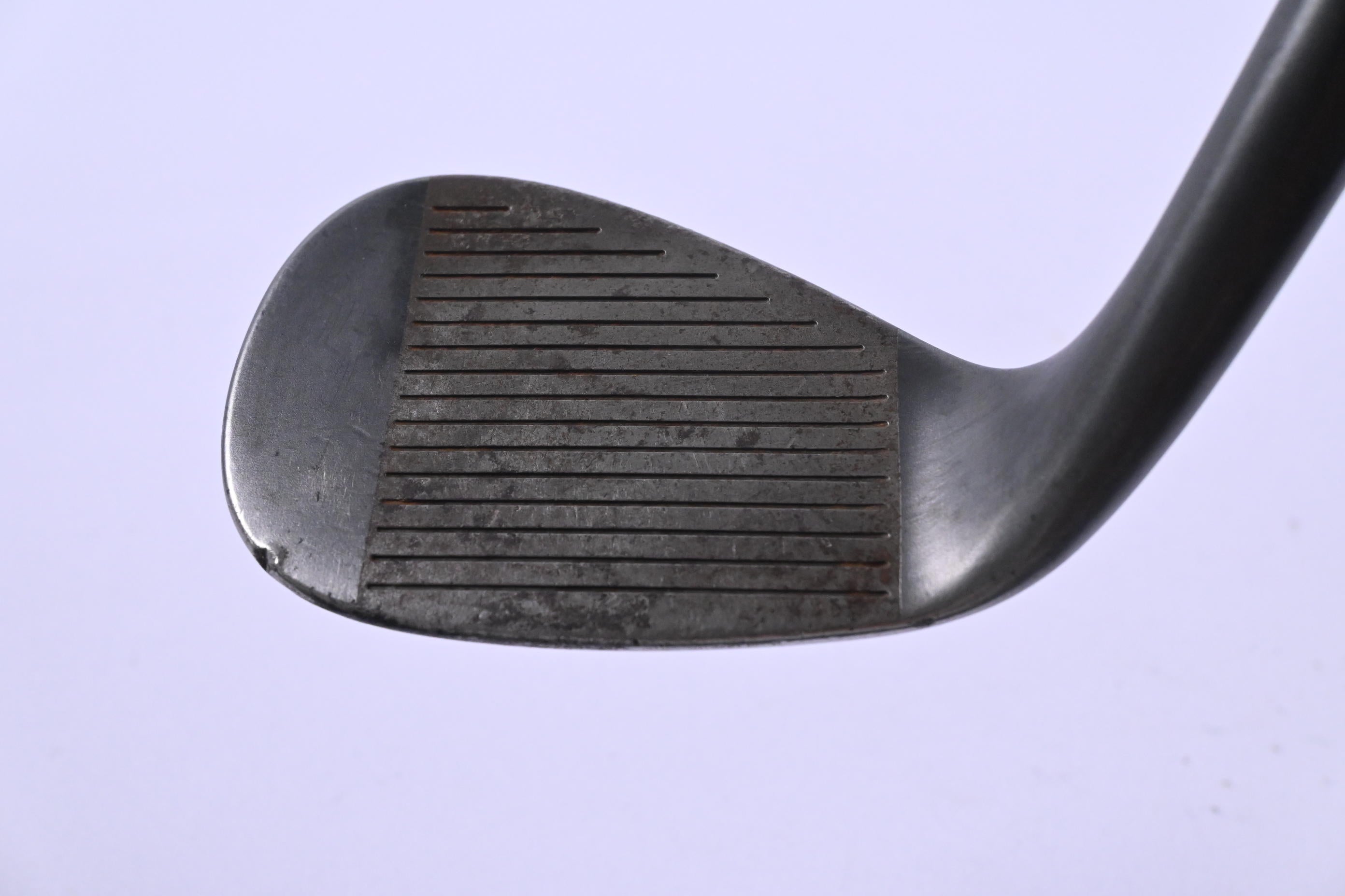 Cleveland 588 Tour Action Gap Wedge / 51 Degree / Stiff Flex Rifle Flighted Shaft