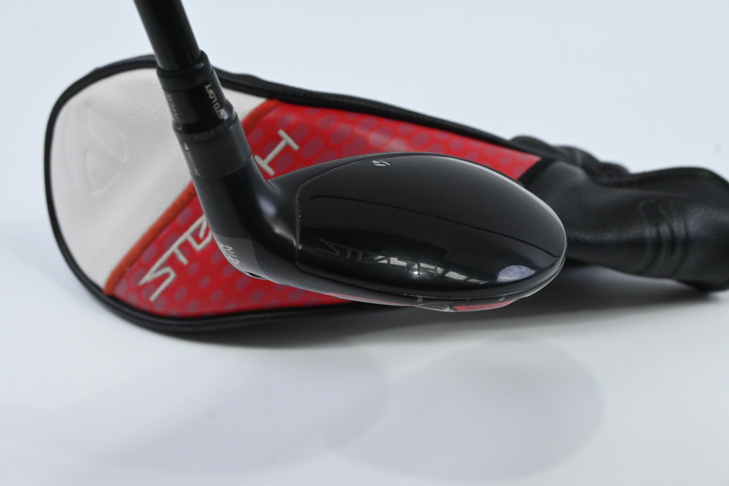 Taylormade Stealth 2 #4 Hybrid / 22 Degree / Stiff Flex HZRDUS Gen4 Black 80