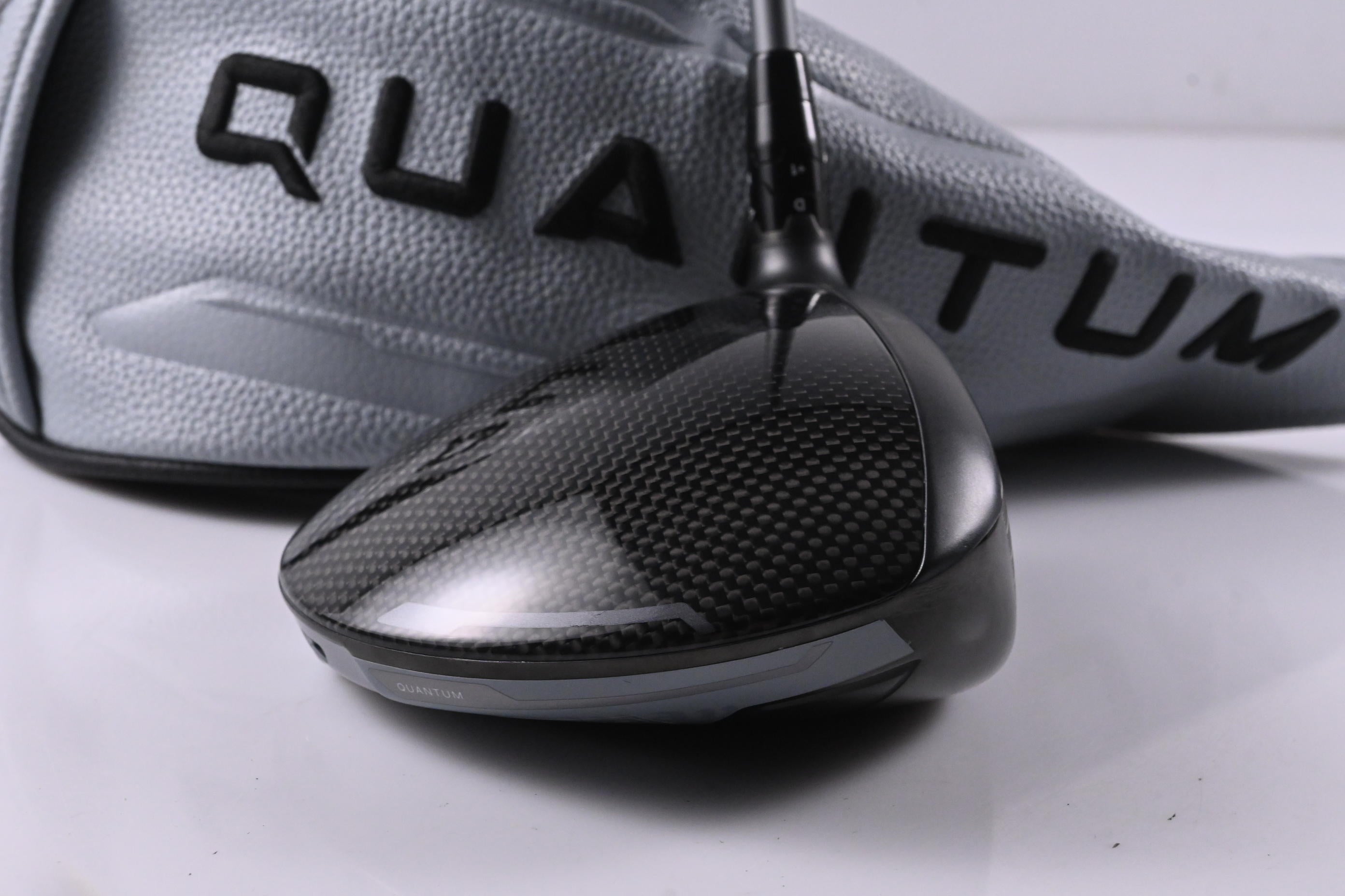 Callaway Quantum Max Drivers / 9 Degree / Stiff Flex Denali Frost Silver 60