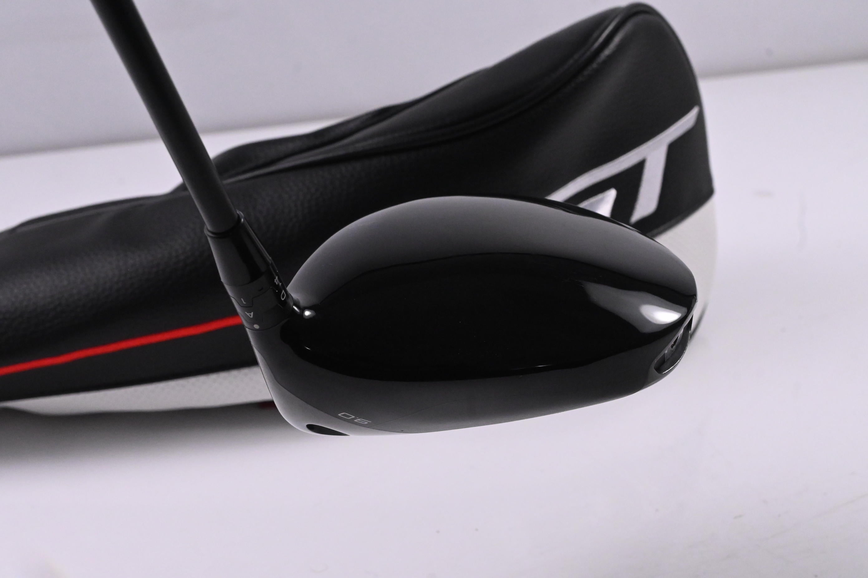 Titleist GT2 Driver / 9 Degree / Stiff Flex Aldila Rogue 60 Shaft