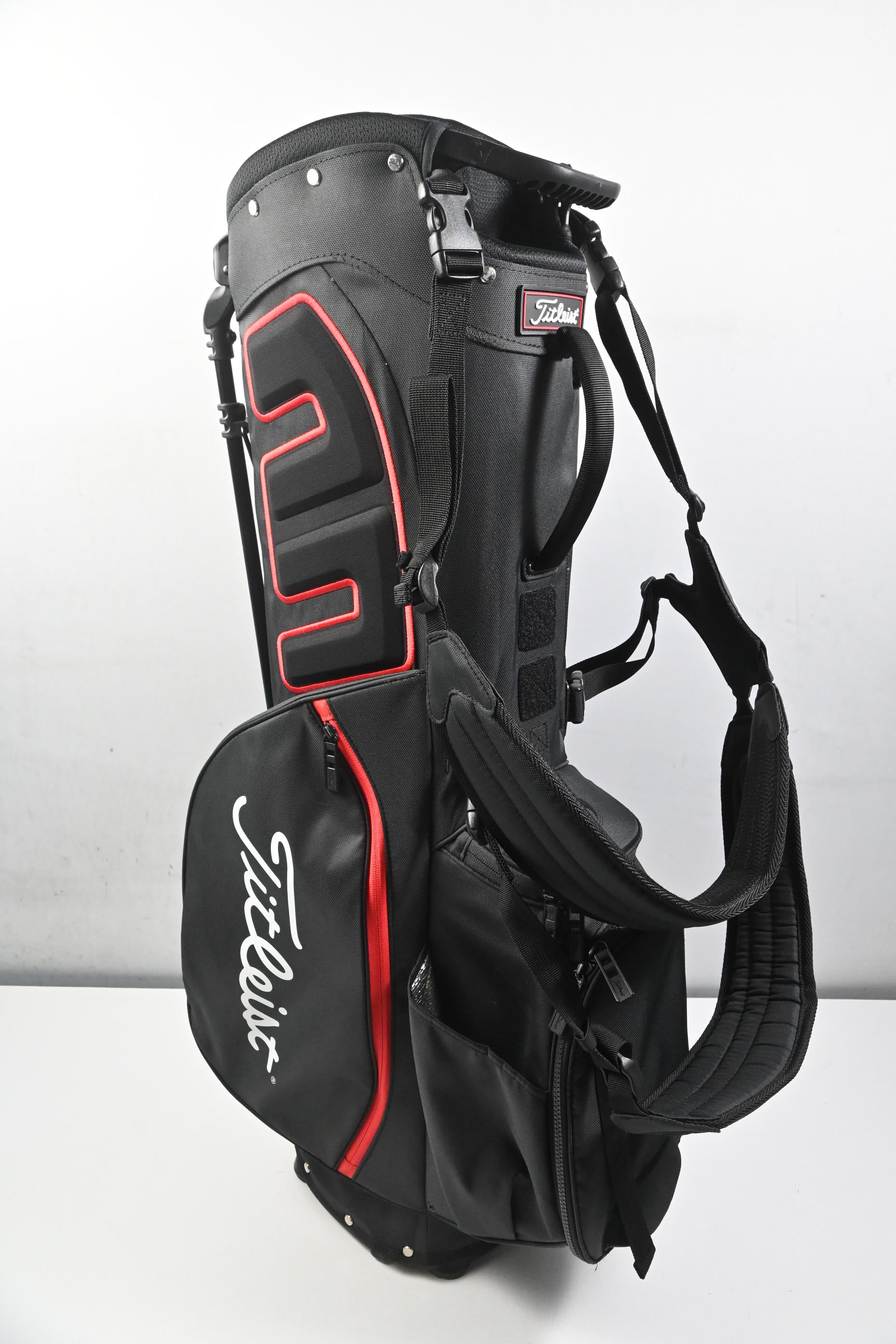 Titleist Players 5 Stand Bag / 5-Way Divider / Black, Red