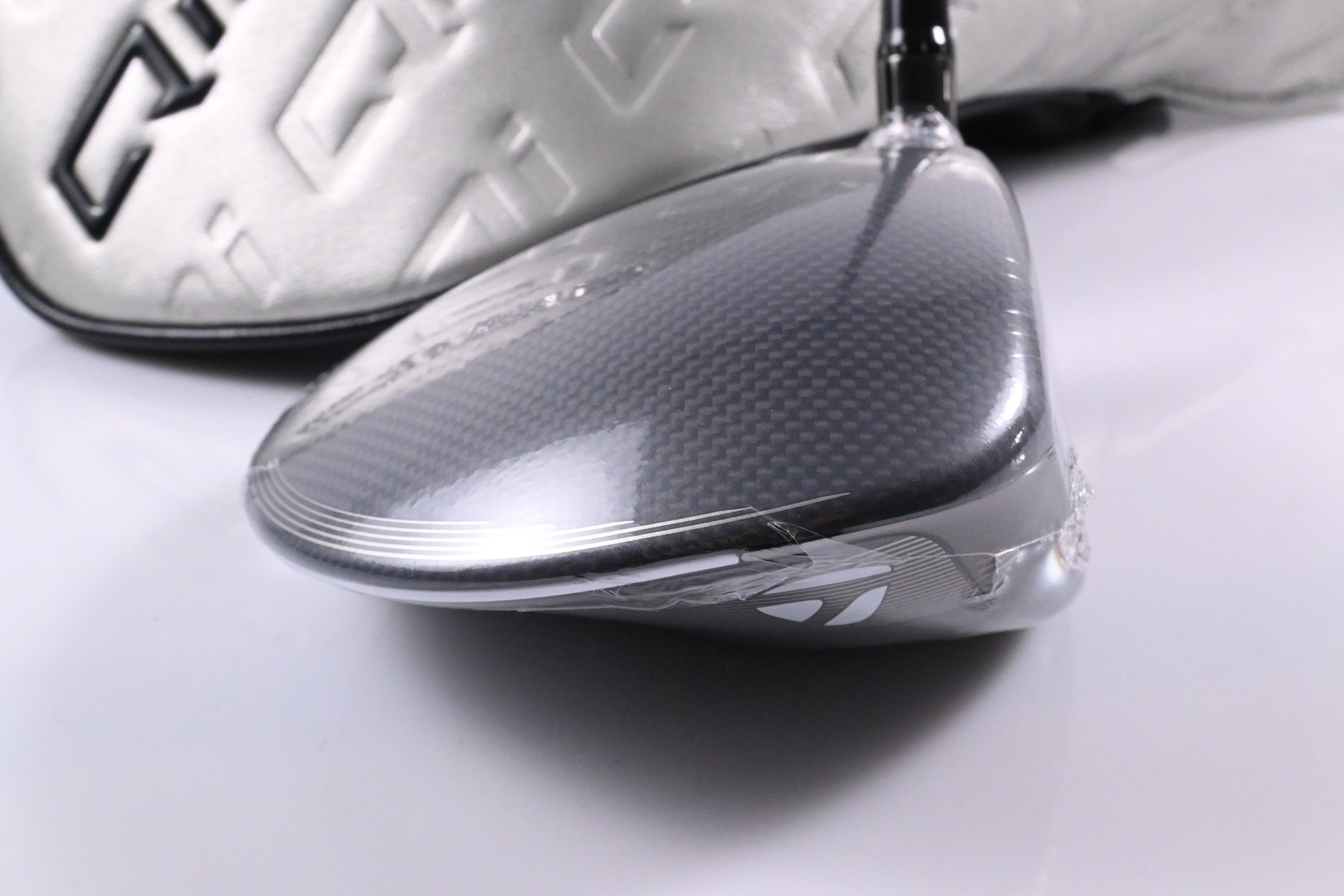 Taylormade Qi35 Max Lite Driver / 10.5 Degree / Regular Flex Vanquish 4 Shaft