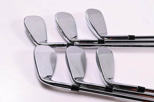Wilson Dynapwr 2023 Forged Irons / 6-PW+GW / UniFlex KBS MAX UltraLite Shafts