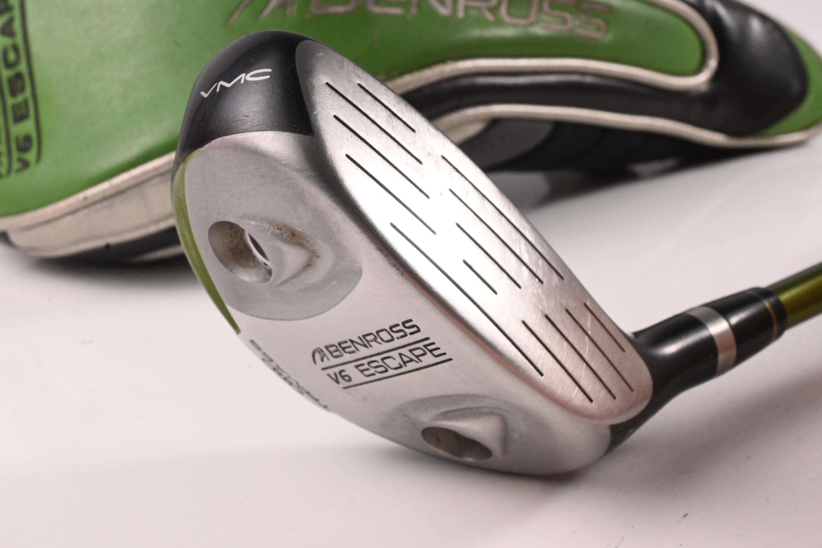 Benross V6 #2 Hybrid / 17 Degree / Stiff Flex Aldila NV Green 85 Shaft