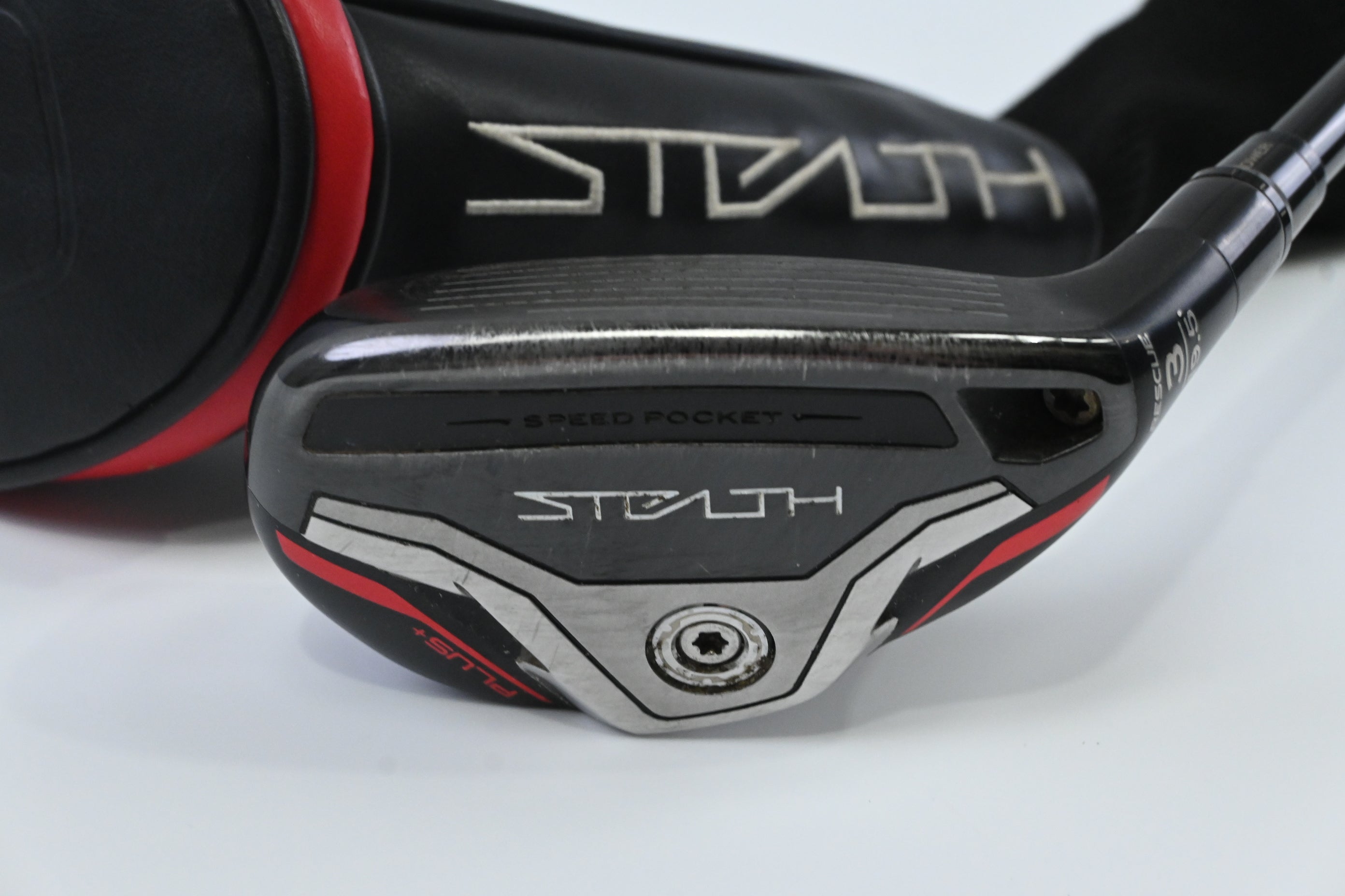 Taylormade Stealth Plus #3 Hybrid / 19.5 Degree / Regular Flex HZRDUS Smoke RDX