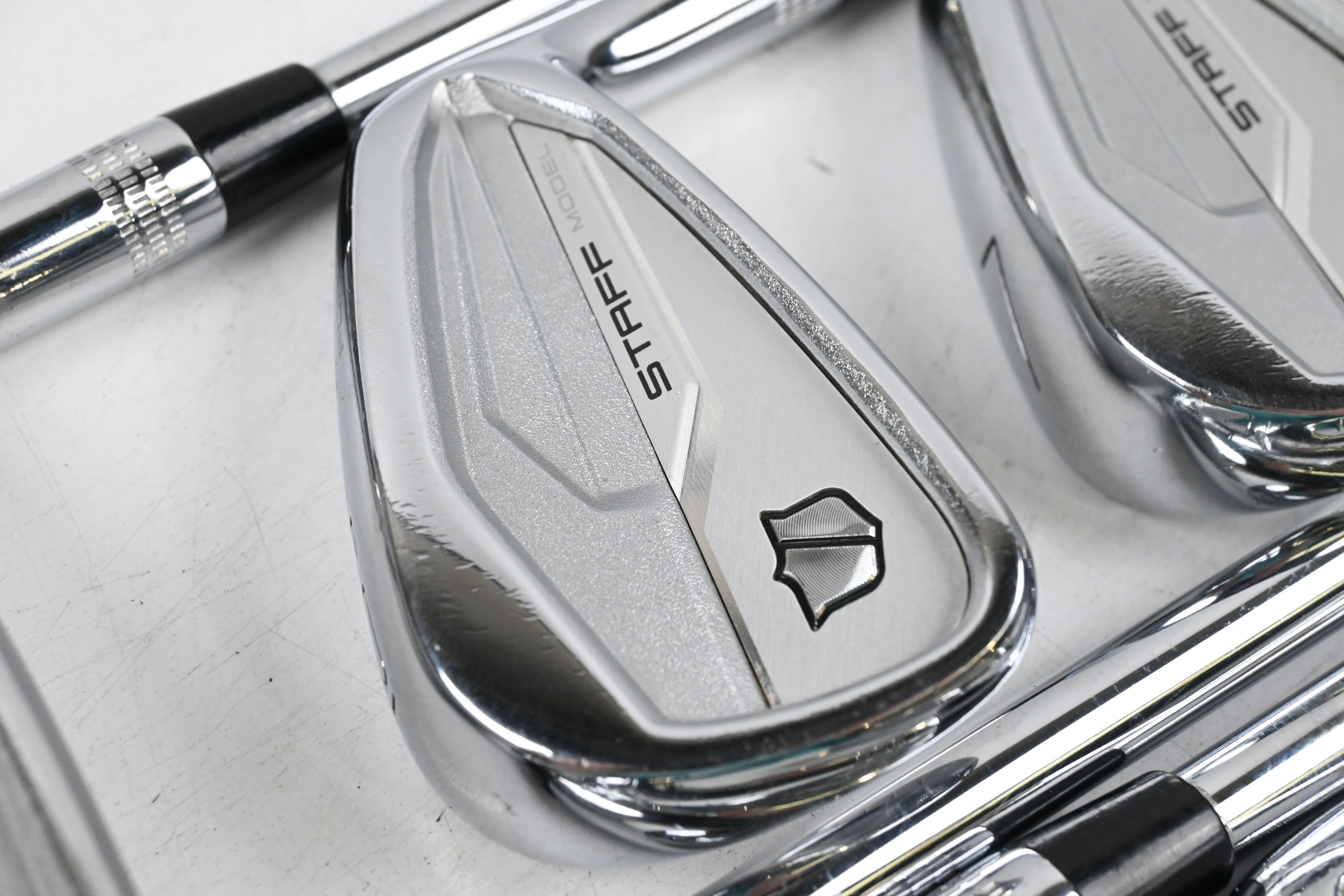 Wilson Staff Model 2024 CB Irons / 5-PW+GW / Stiff Flex Dynamic Gold 120 S300 Shafts
