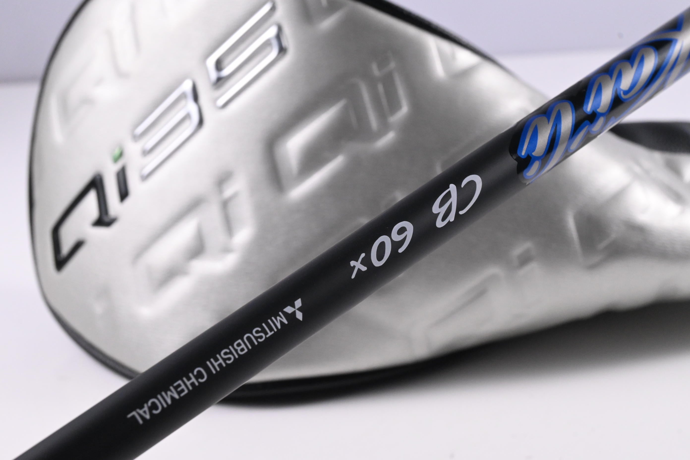 Taylormade Qi35 LS Driver / 9 Degree / X-Flex Kai'li Blue CB Dark Wave Shaft