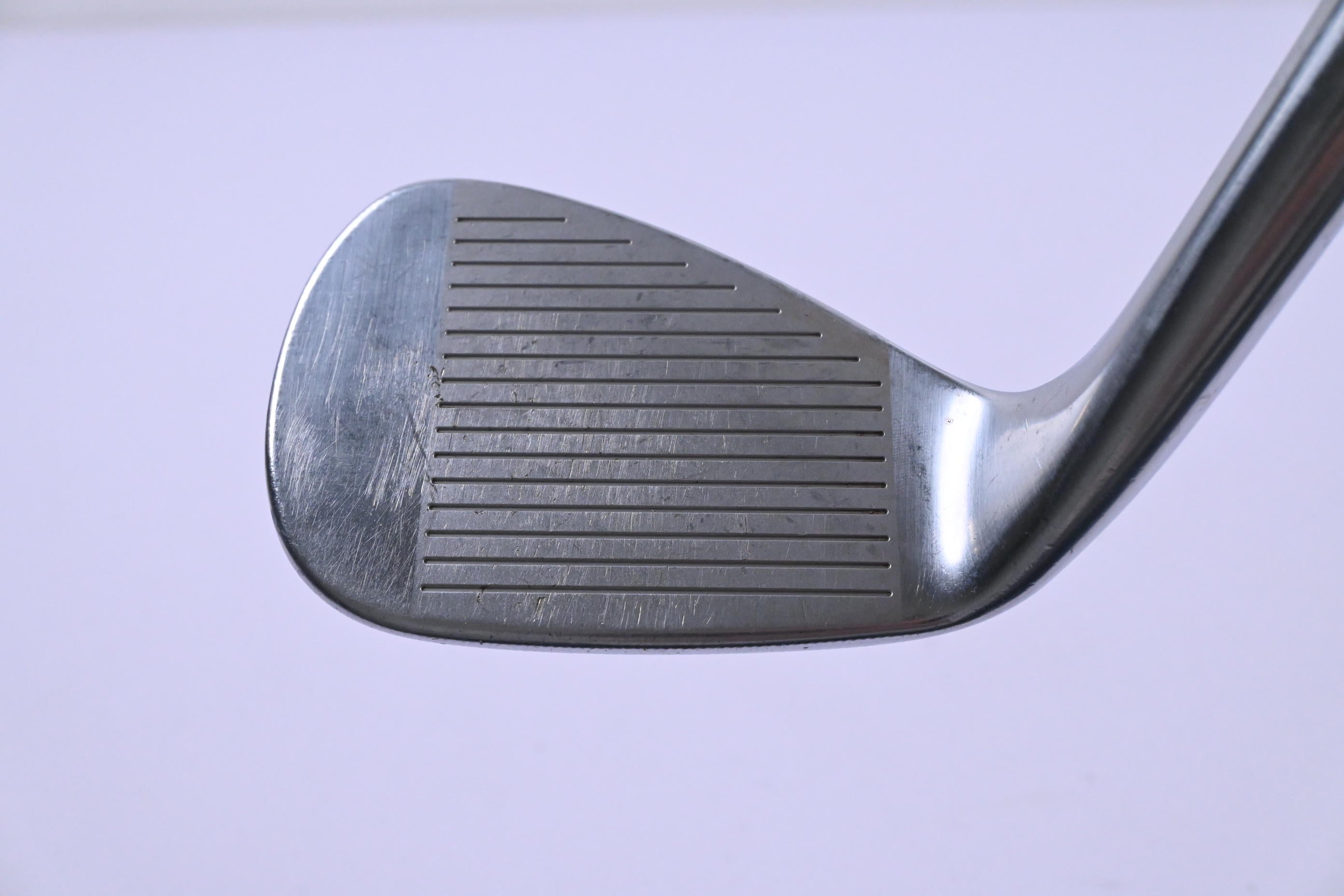 Taylormade Milled Grind Sand Wedge / 54 Degree / Wedge Flex Dynamic Gold Shaft