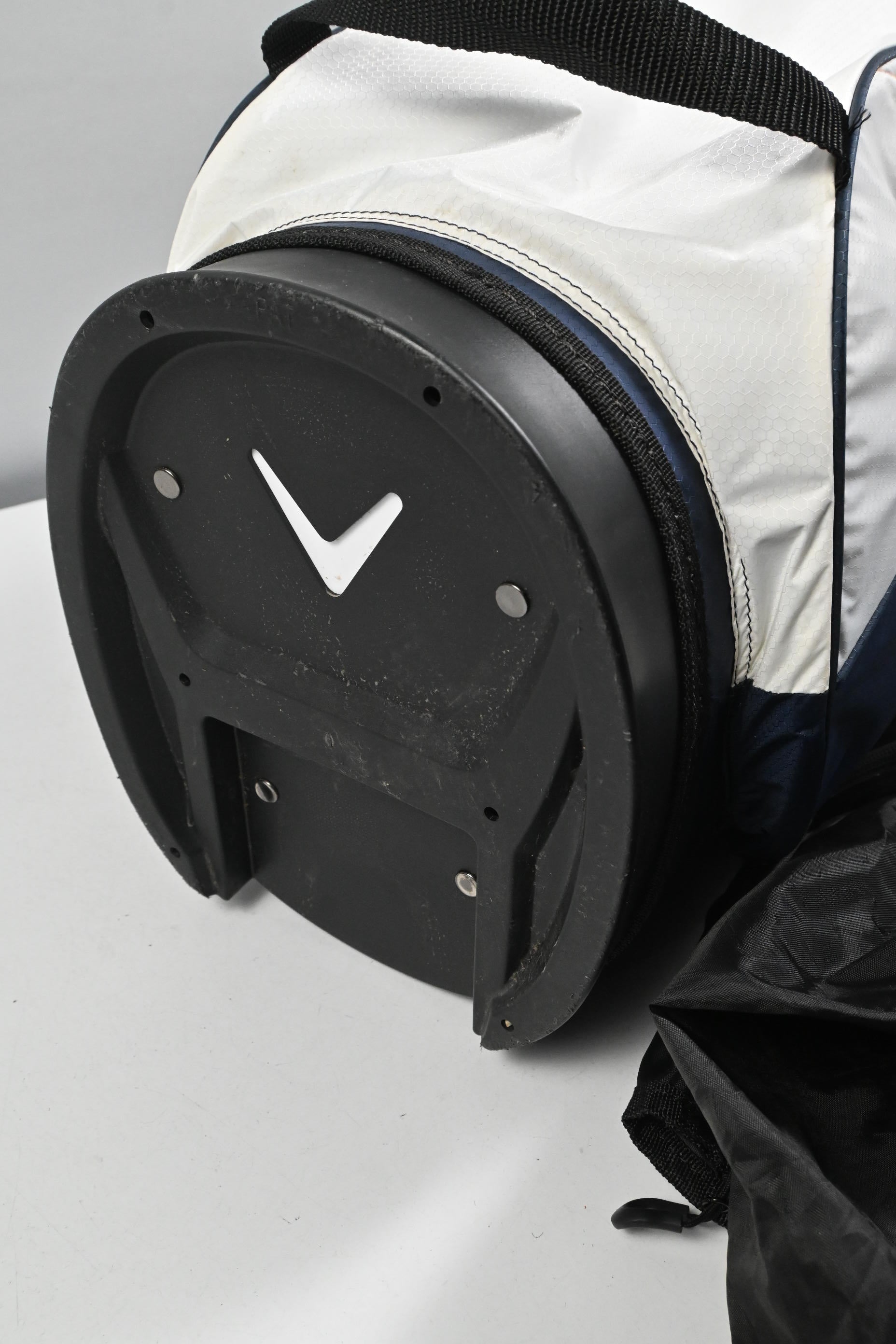 Callaway Chev 14 Dry Cart Bag / 14-Way Divider / White, Navy & GOld