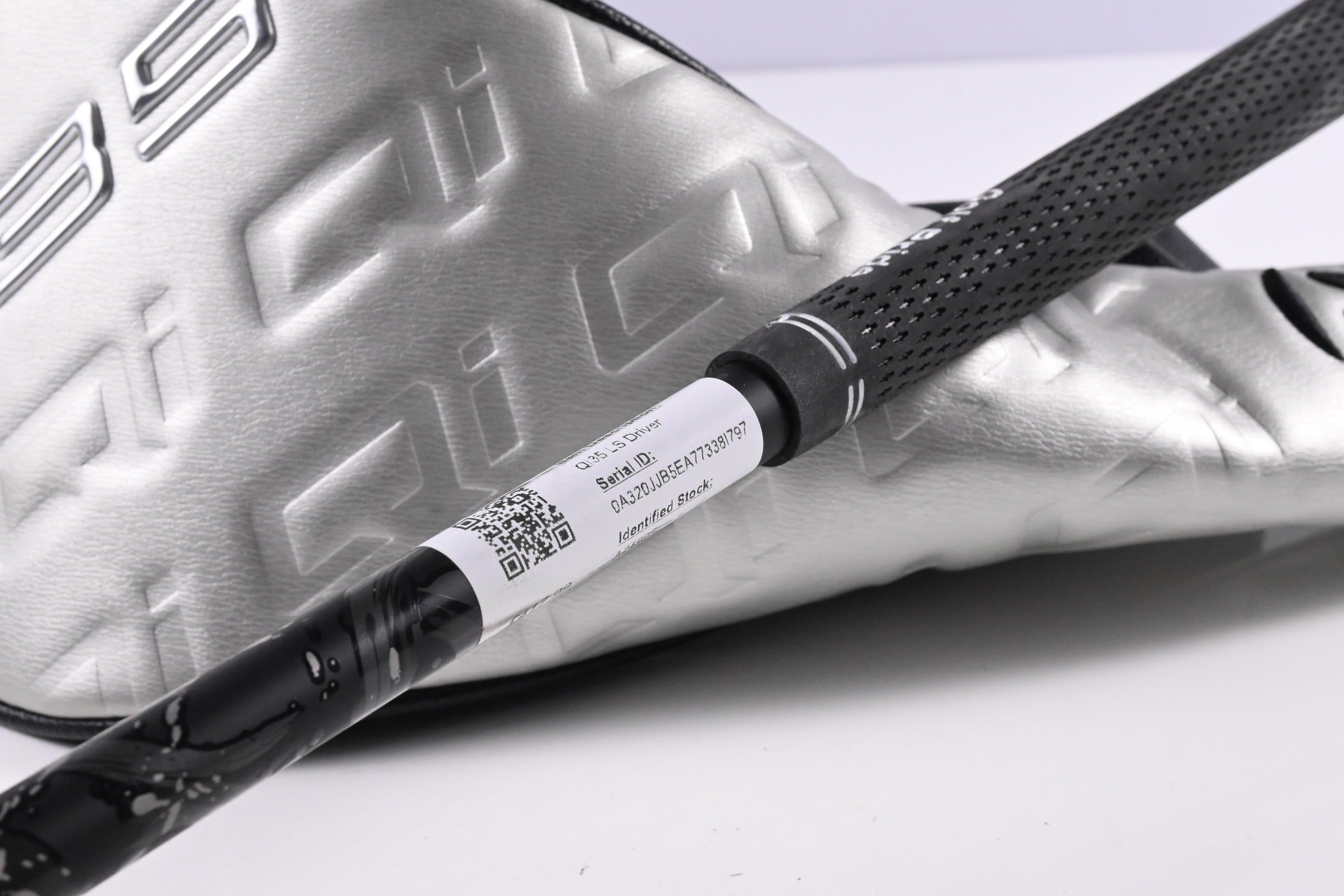 Taylormade Qi35 LS Driver / 9 Degree / X-Flex Kai'li Blue CB Dark Wave Shaft