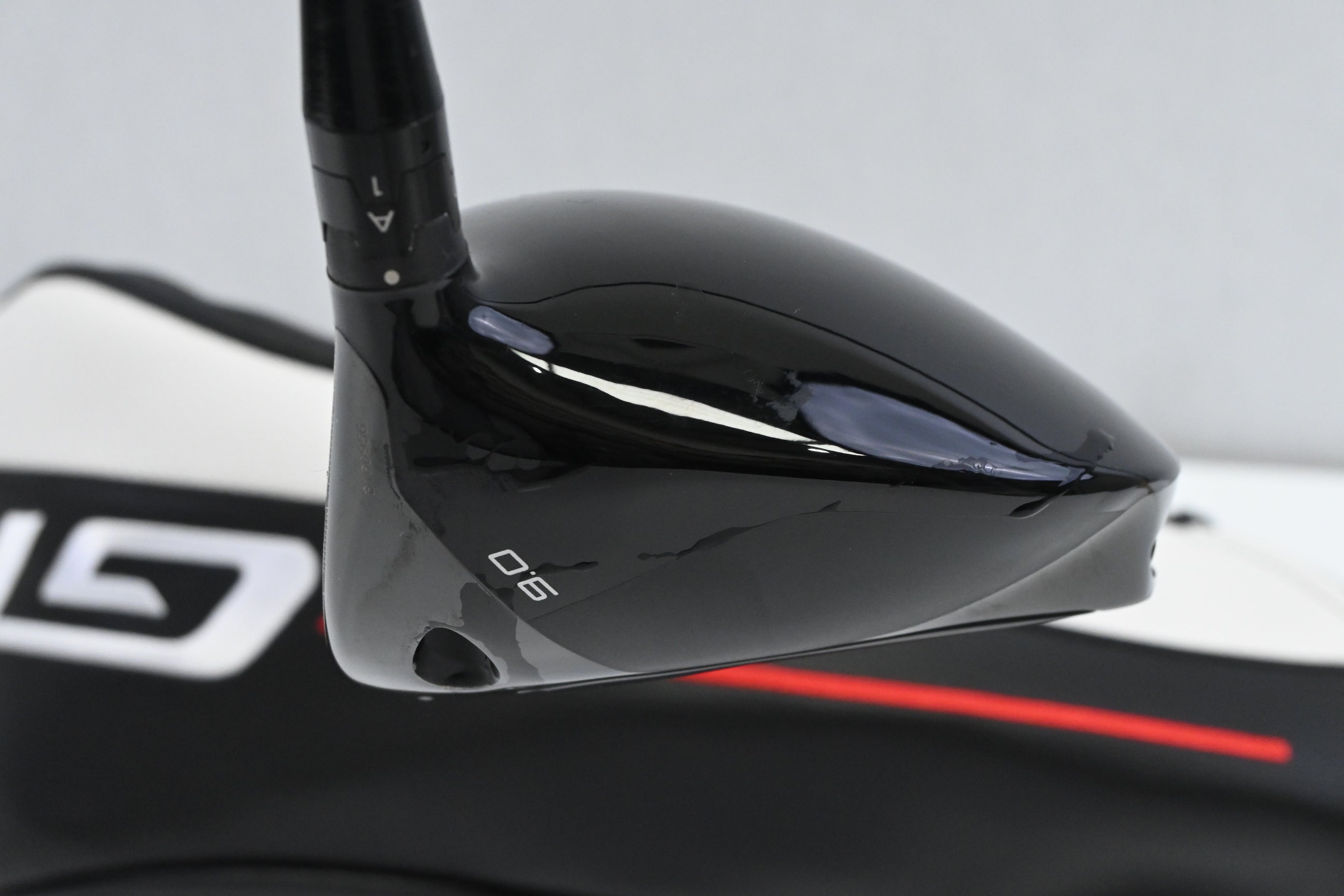 Titleist GT4 Driver / 9 Degree / X-Flex Tensei AV Raw White 75 Shaft