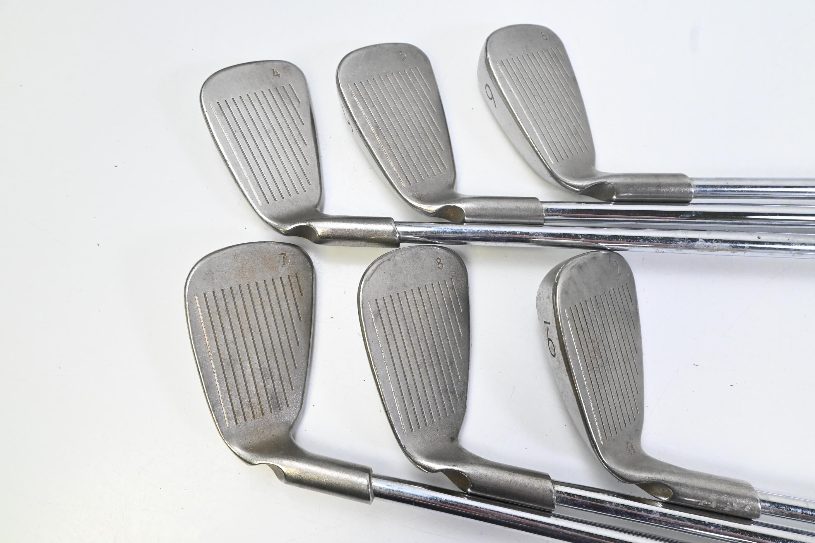 Ping i3+ Irons / 4-9i / Red Dot / Regular Flex Ping AWT Shafts