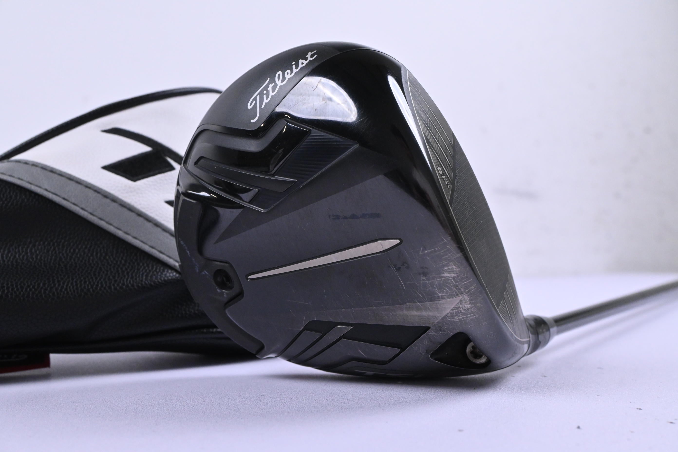 Titleist TSi3 Driver / 9 Degree / X-Flex Tensei AV Raw White 65 Shaft