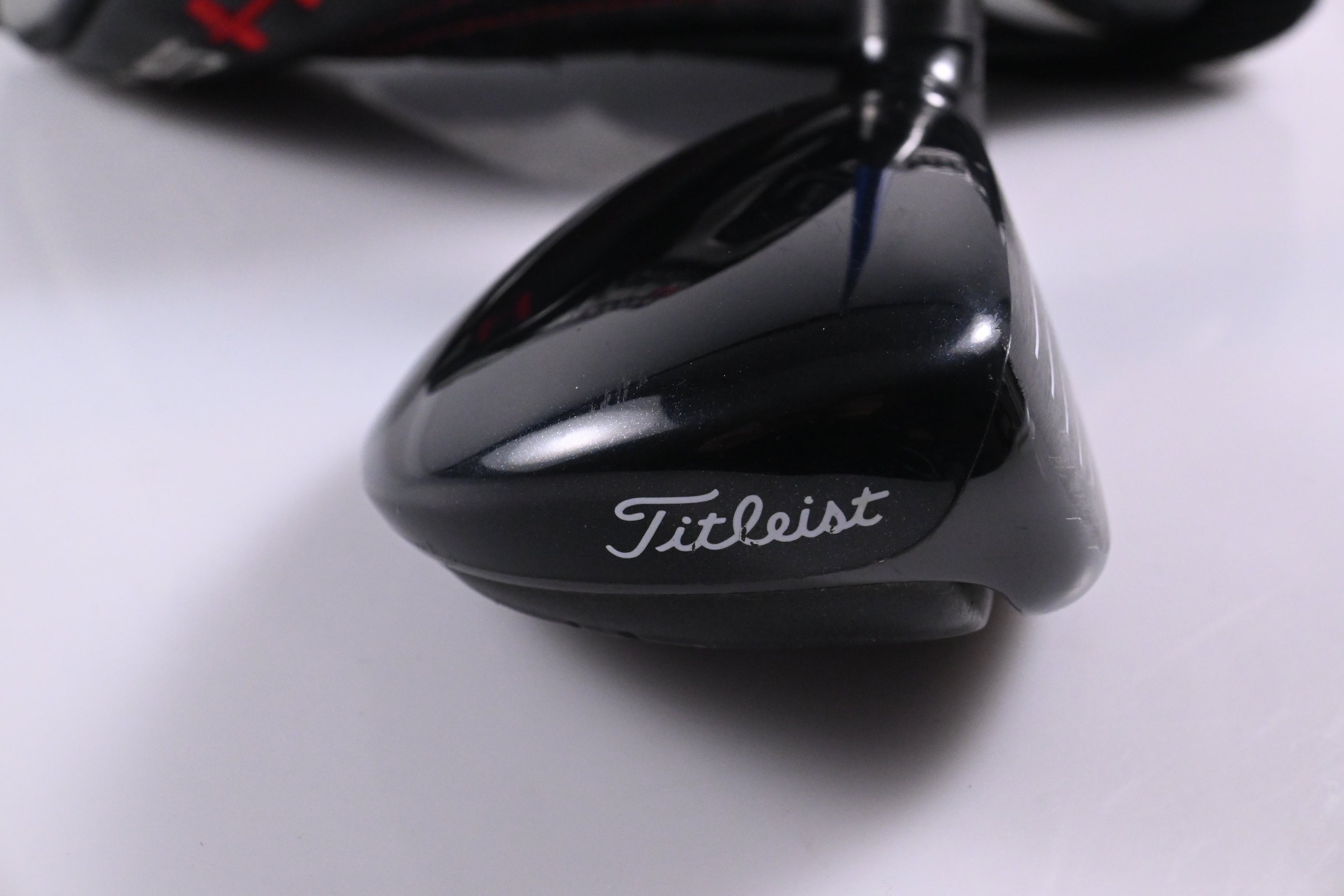 Titleist 915H #2 Hybrid / 18 Degree / Regular Flex Diamana S+ Blue 72 Shaft