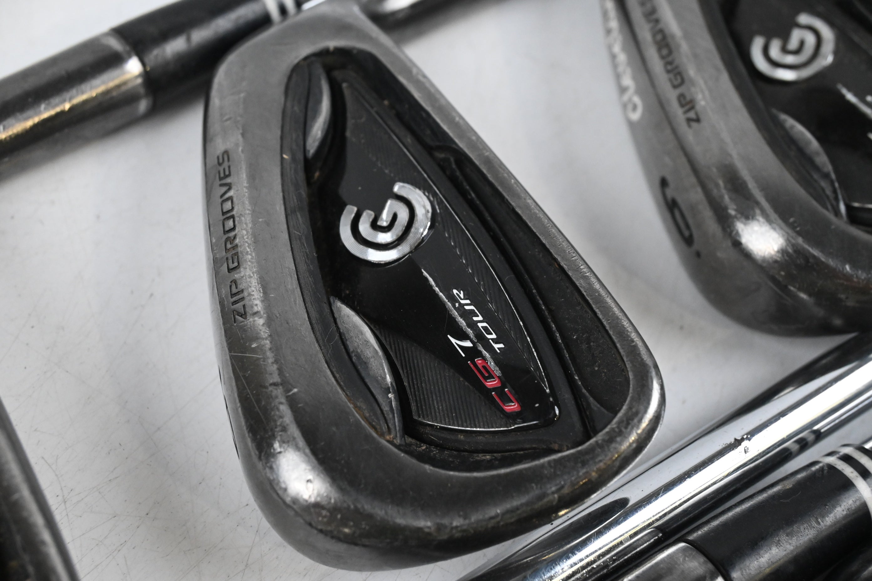 Cleveland CG7 Tour Irons / 4-PW / Stiff Flex Dynamic Gold S300 Shafts
