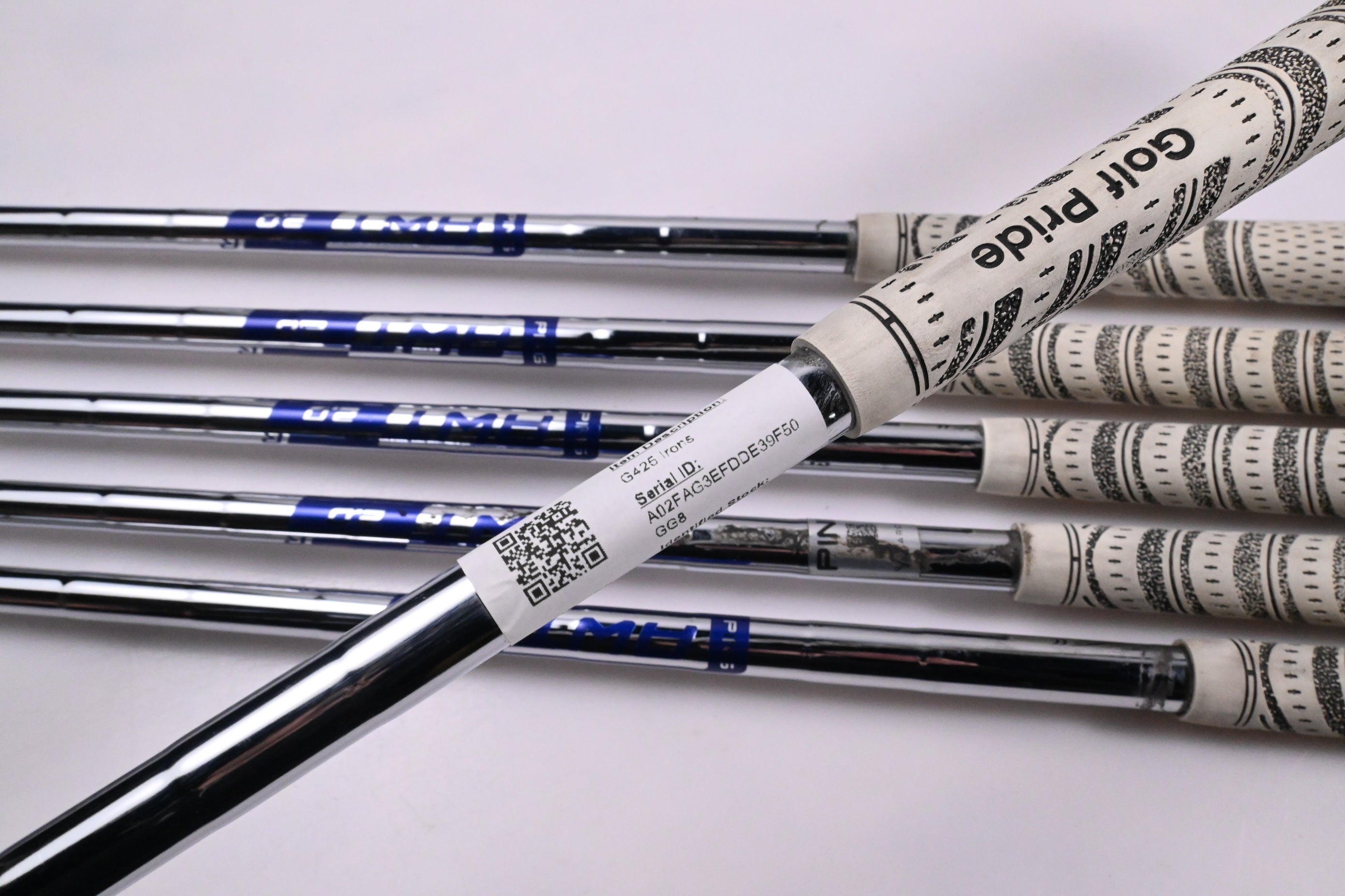 Ping G425 Irons / 5-PW / White Dot / Regular Flex Ping AWT 2.0 Shafts