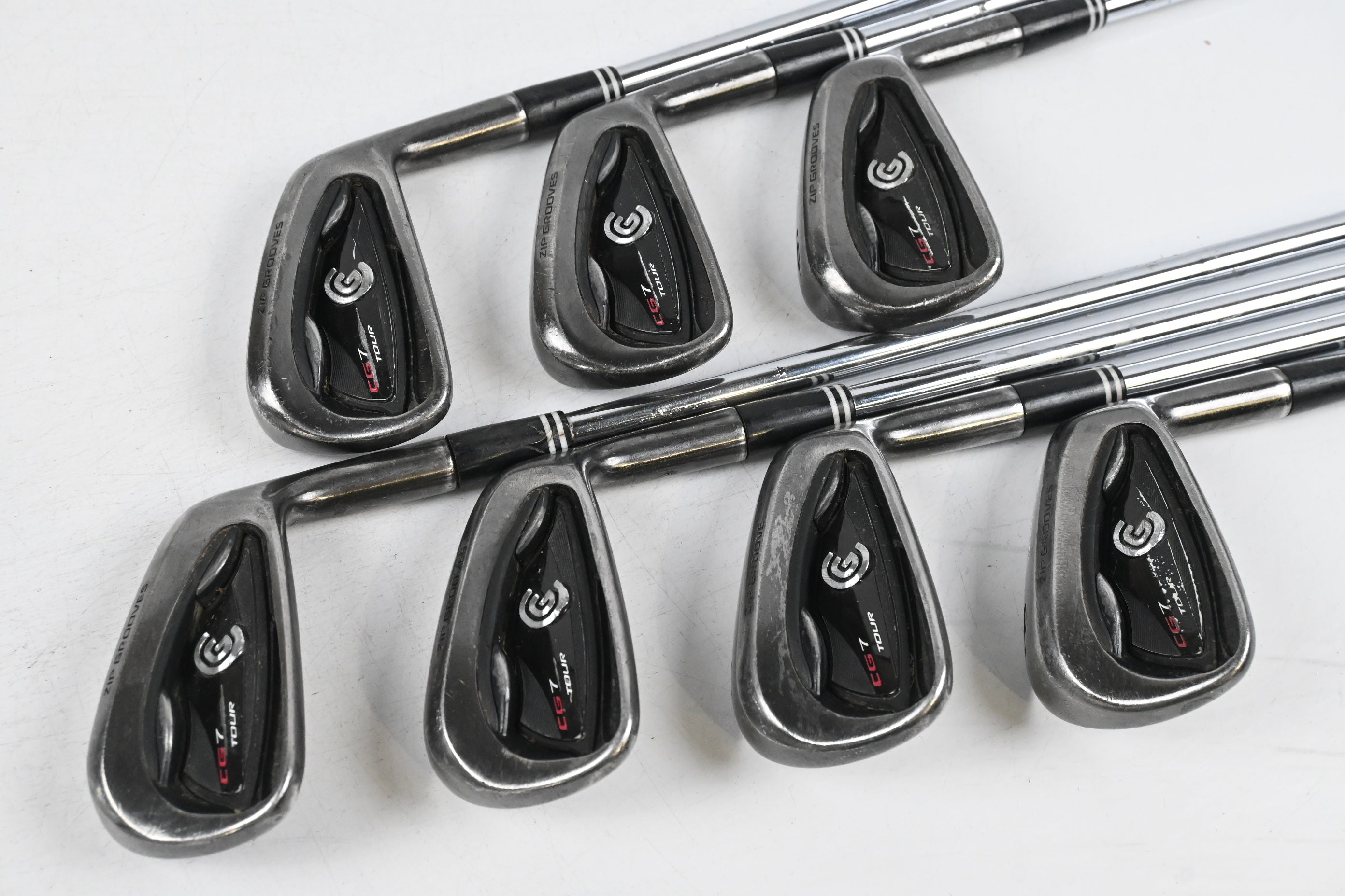 Cleveland CG7 Tour Irons / 4-PW / Stiff Flex Dynamic Gold S300 Shafts