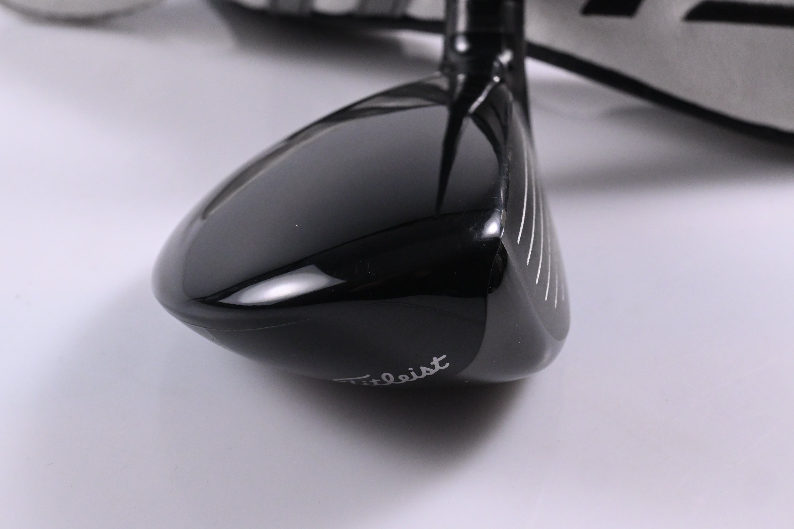 Titleist TSi2 #3 Hybrid / 18 Degree / Regular Flex Tensei AV Blue 65 Shaft