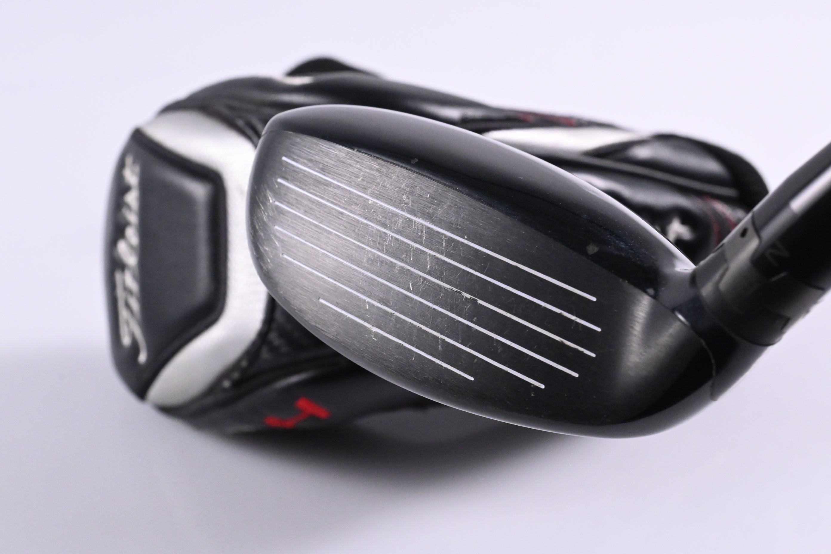 Titleist 915H #2 Hybrid / 18 Degree / Regular Flex Diamana S+ Blue 72 Shaft