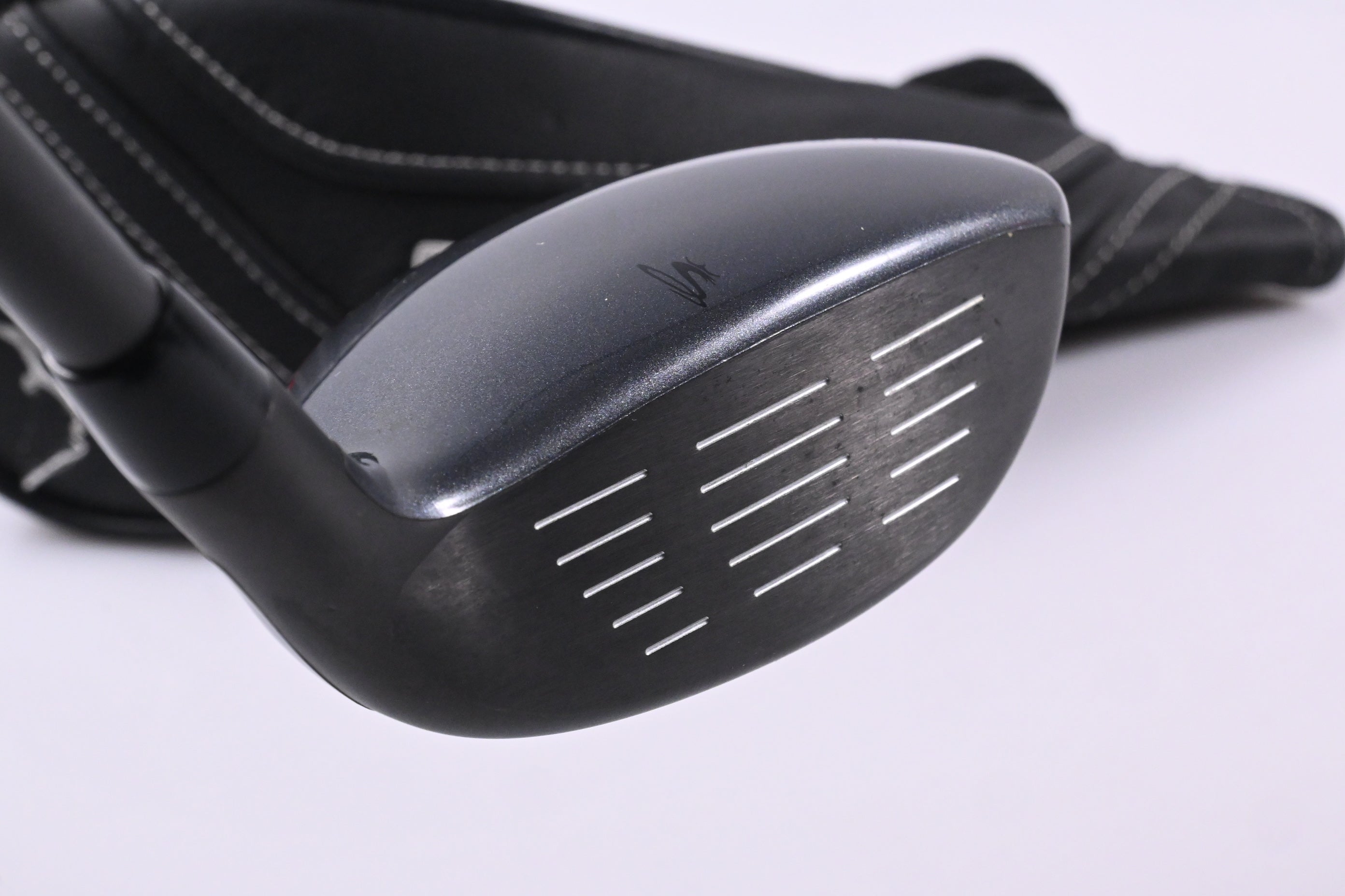 Left Hand Cobra Air-X #3 Hybrid / 19 Degree / Regular Flex Cobra Ultralite 50