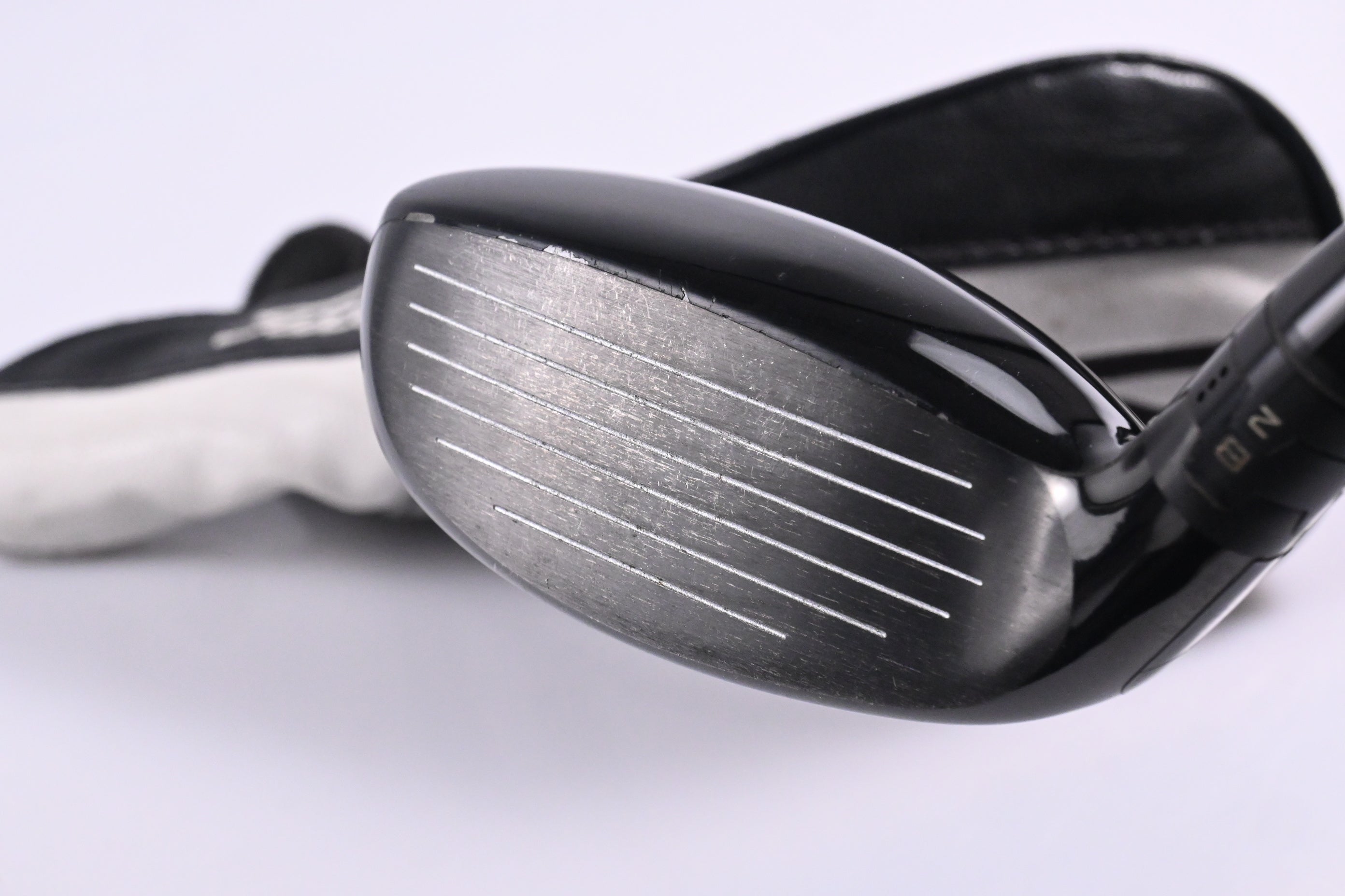 Titleist TSi2 #3 Hybrid / 18 Degree / Regular Flex Tensei AV Blue 65 Shaft