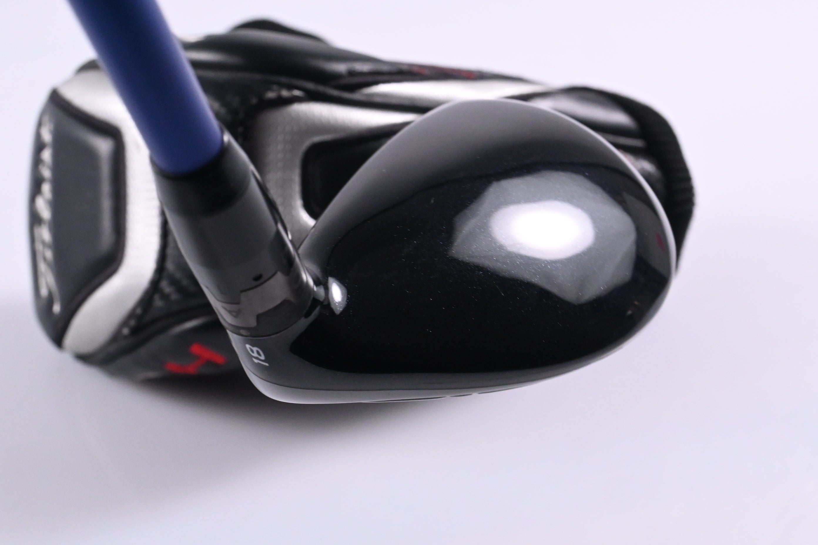 Titleist 915H #2 Hybrid / 18 Degree / Regular Flex Diamana S+ Blue 72 Shaft