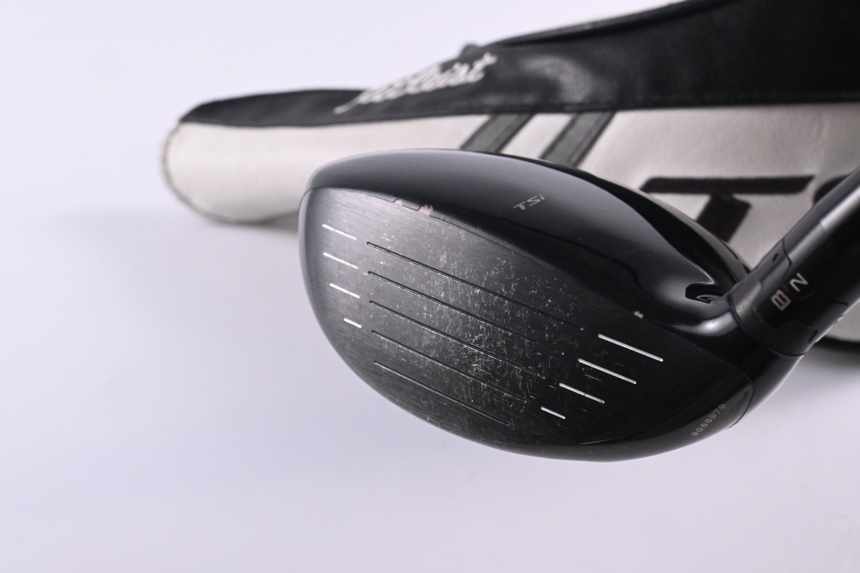 Titleist TSi1 #3 Wood / 15 Degree / Regular Flex Aldila Ascent White 40 Shaft