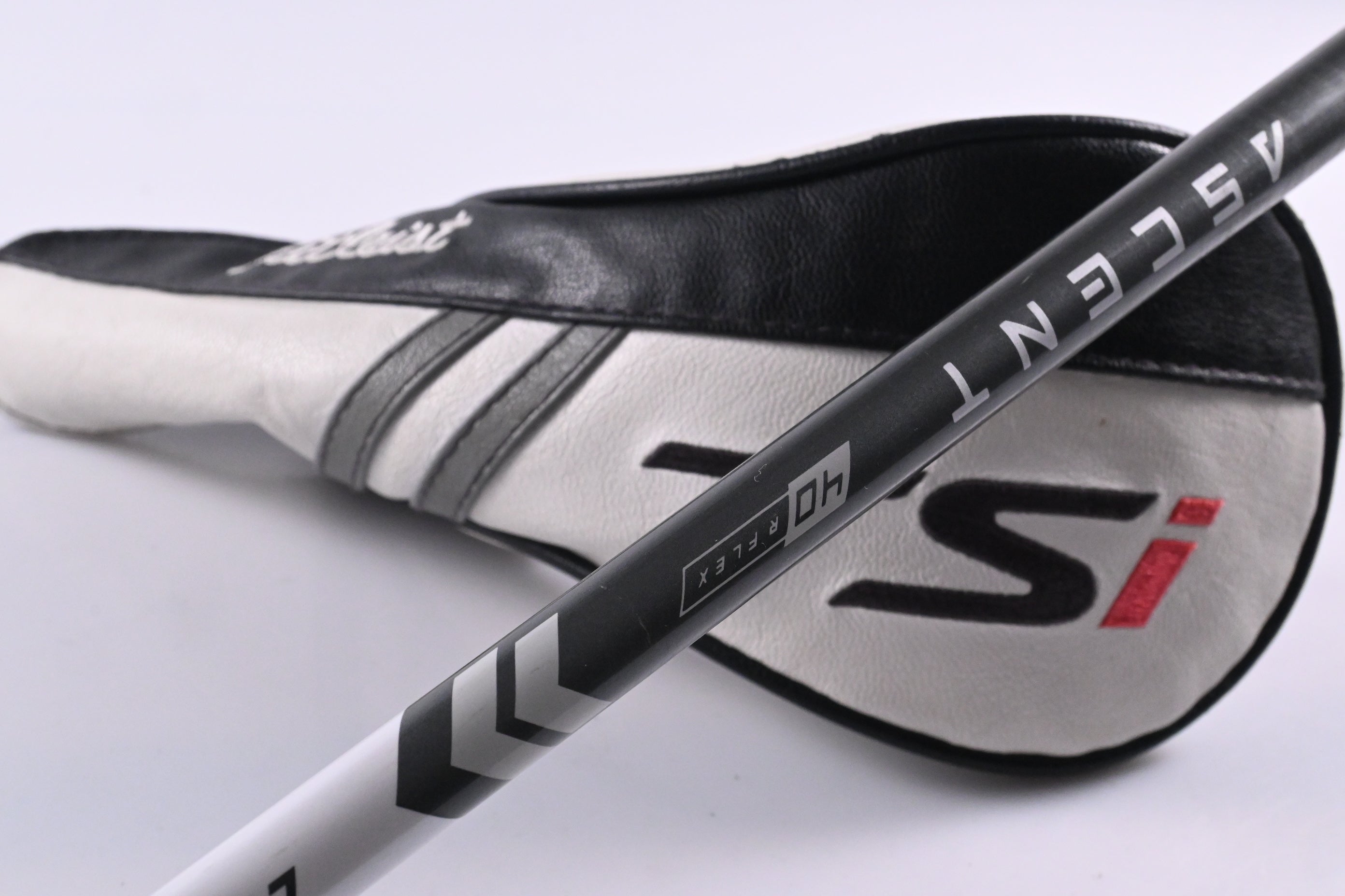 Titleist TSi1 #3 Wood / 15 Degree / Regular Flex Aldila Ascent White 40 Shaft