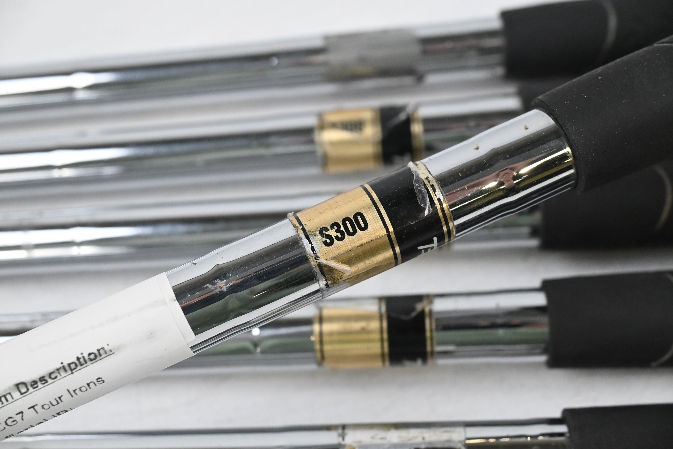 Cleveland CG7 Tour Irons / 4-PW / Stiff Flex Dynamic Gold S300 Shafts